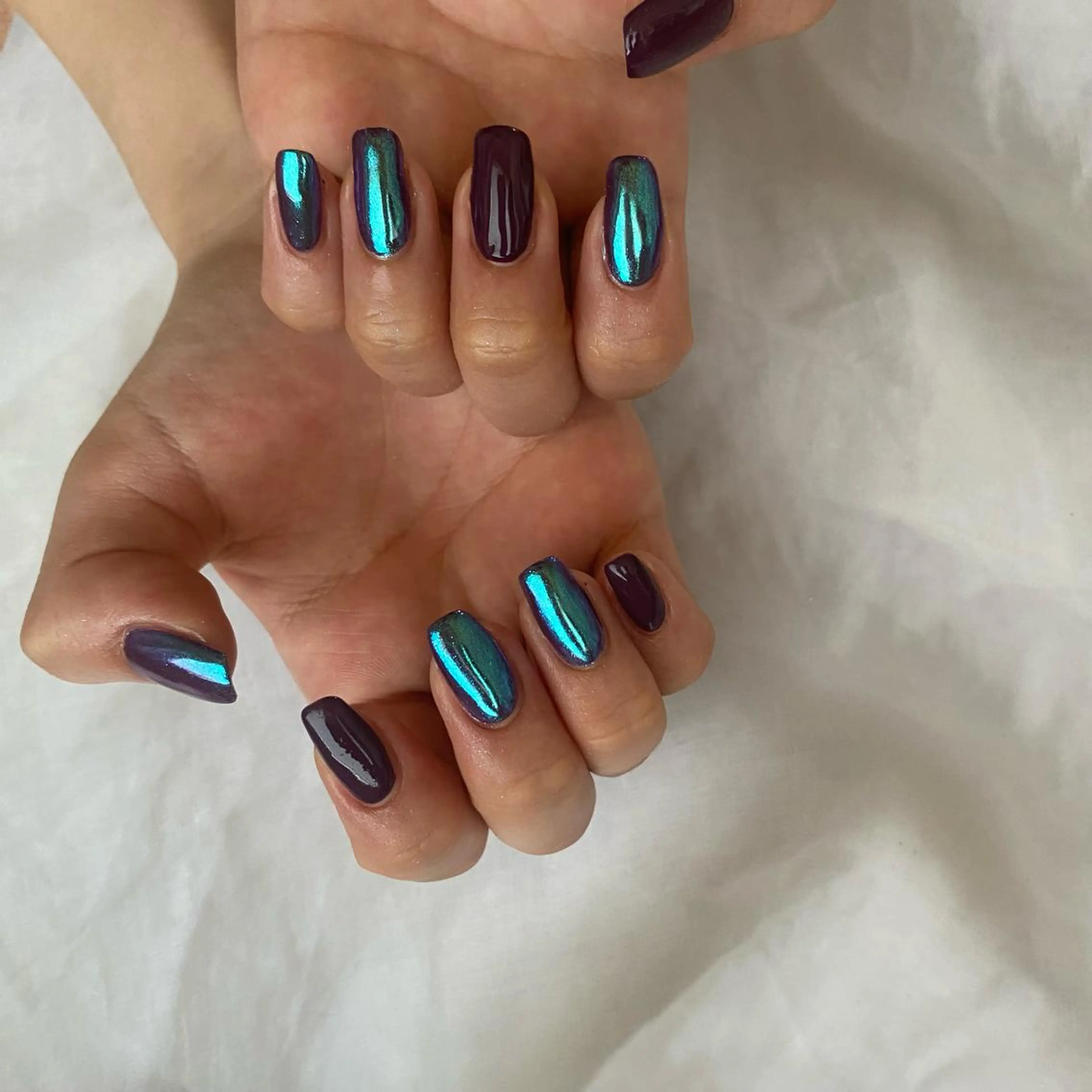 ネイル アイブロウ オーロラネイル パープル シンプルネイル ハンドネイル 肌管理&nail Salon  Duxのエステ・リラクイメージ