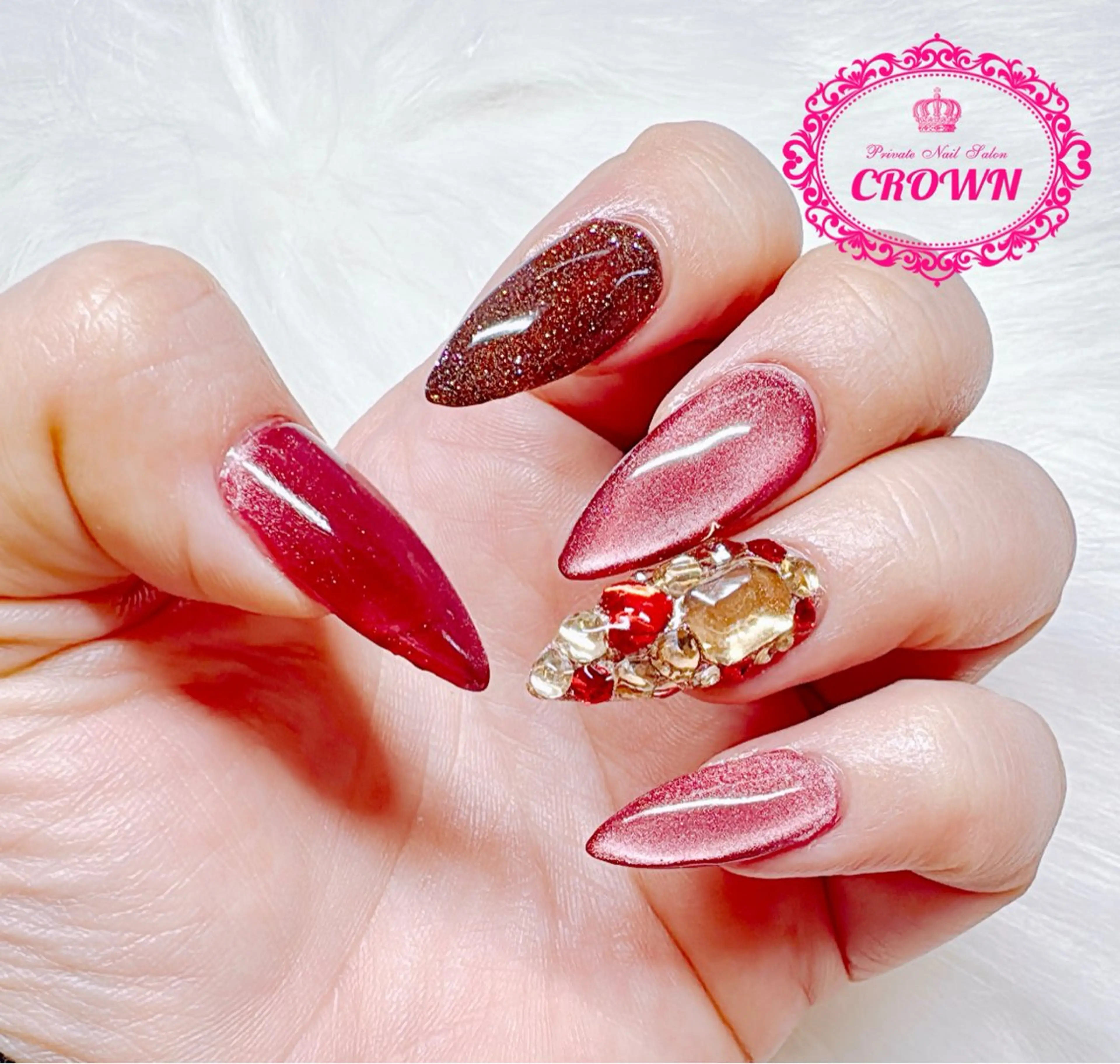 ネイル CROWN プライベートサロンのネイルデザイン