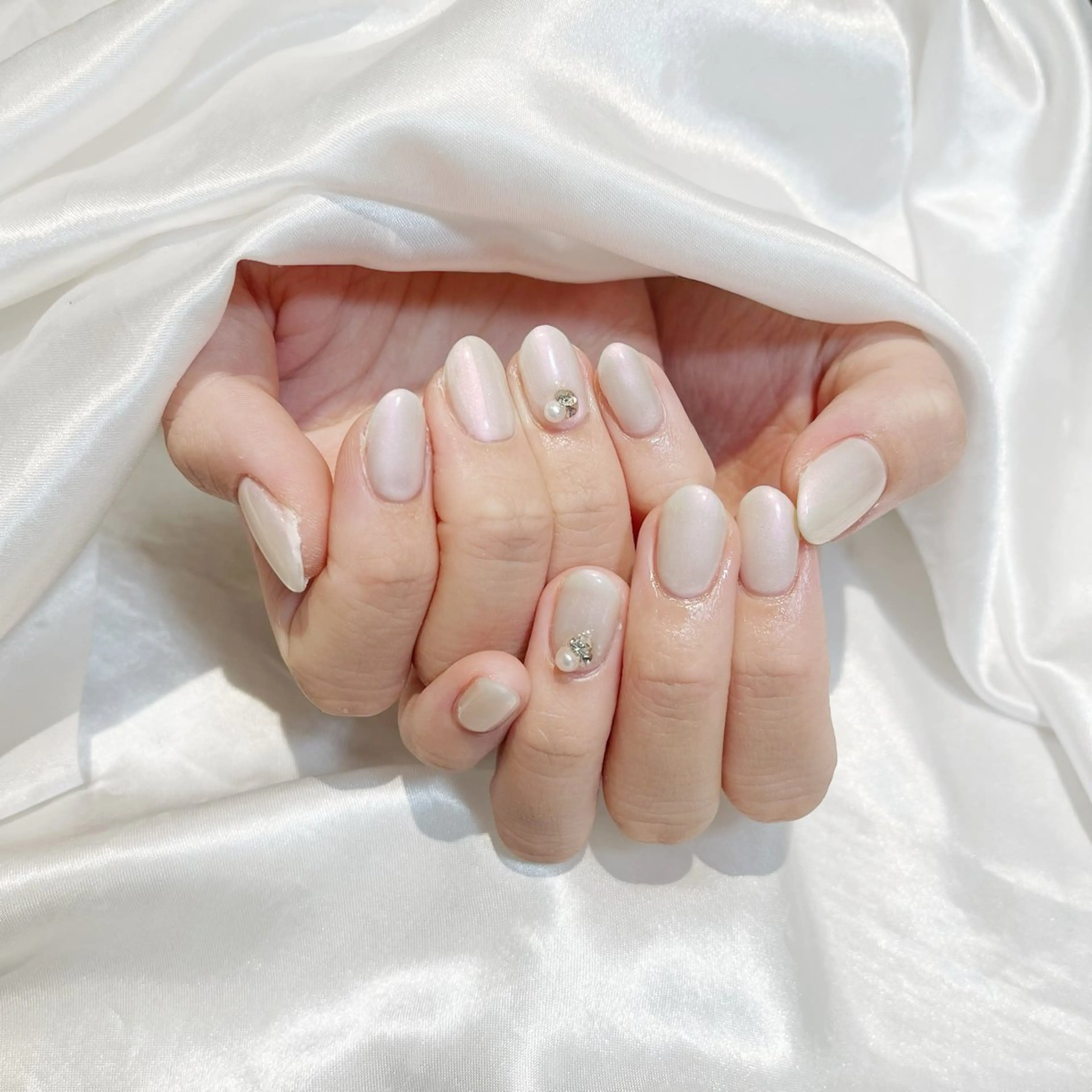 ネイル WISTERIA aisaのネイルデザイン