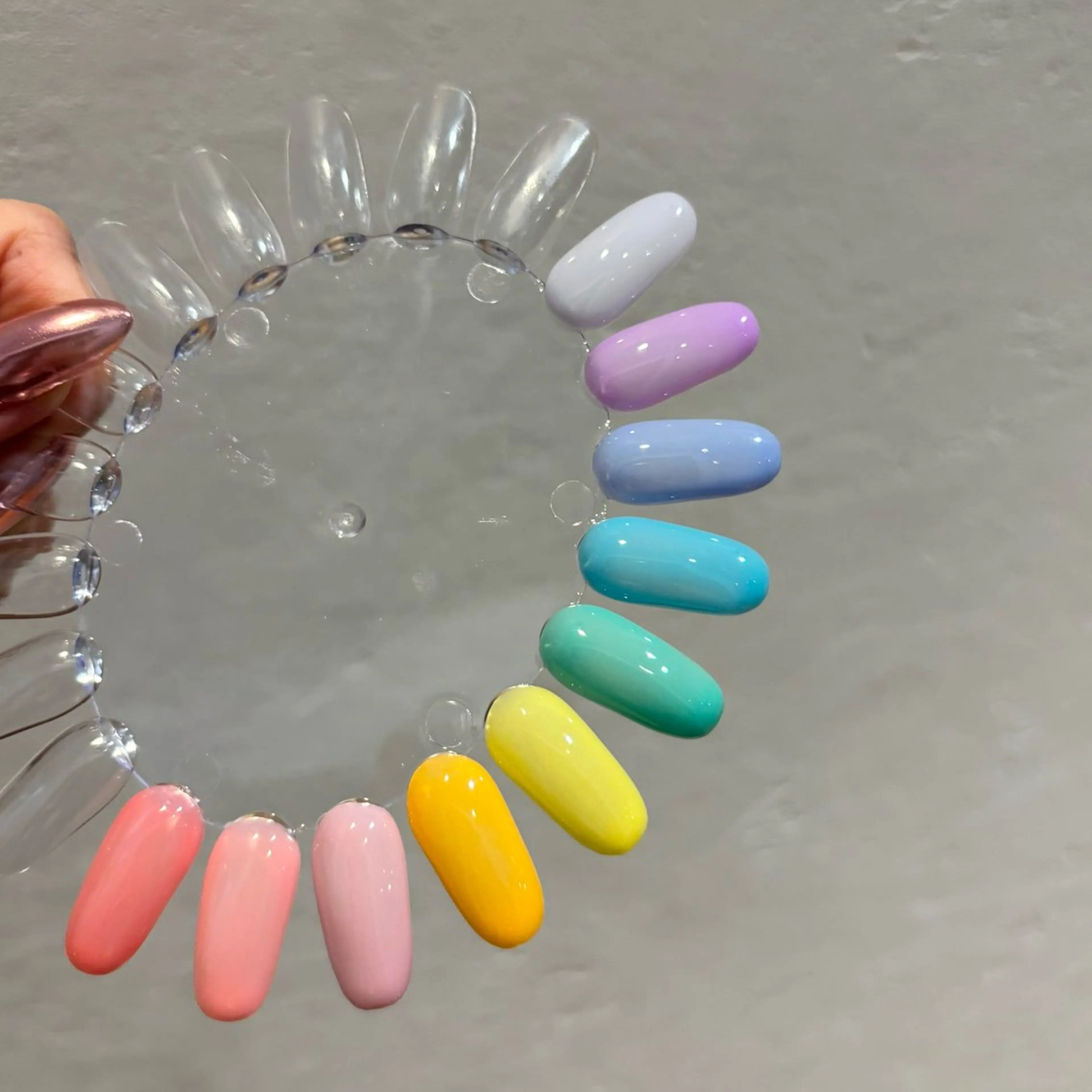 ネイル BONNIE所属・BONNIE MIKIのネイルデザイン