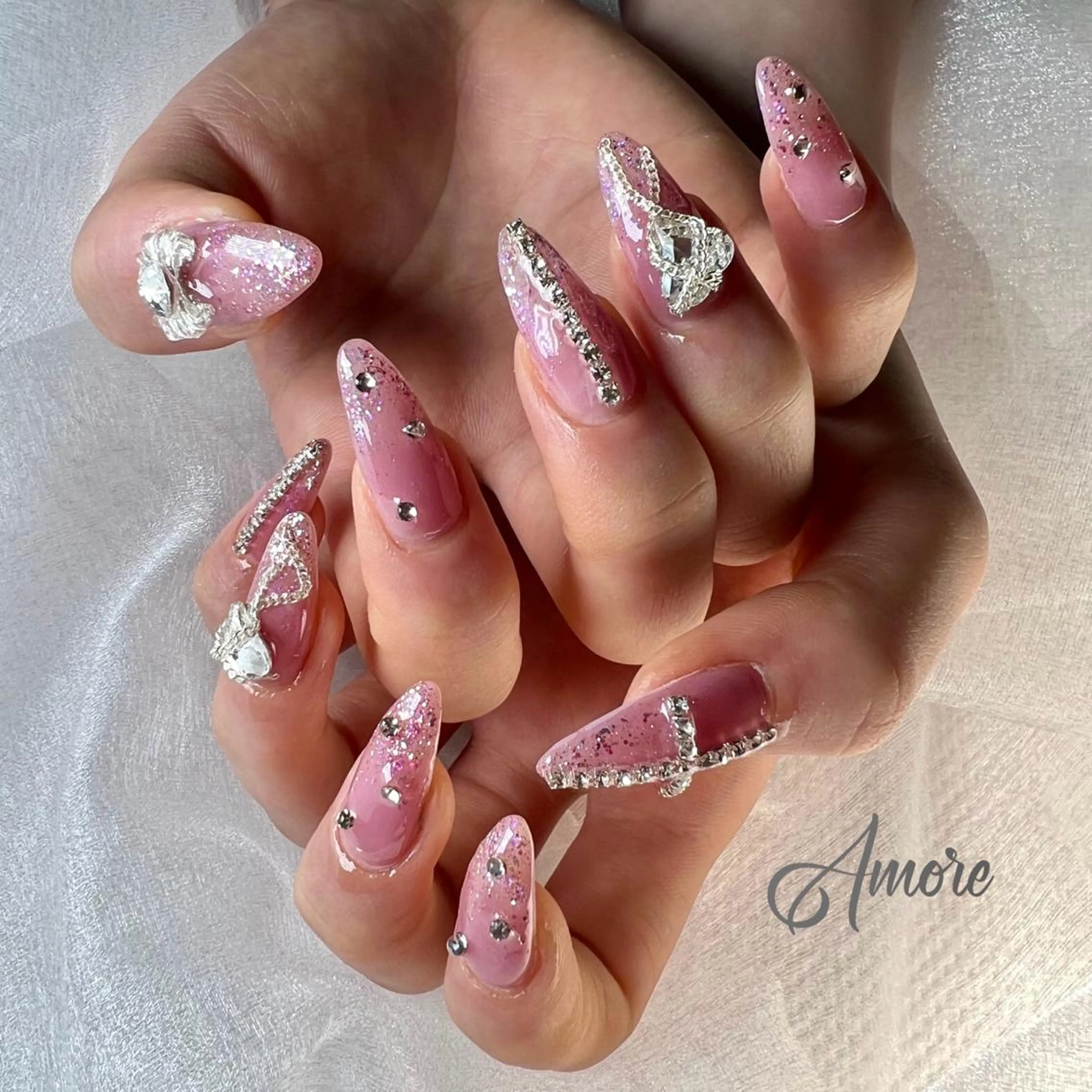 ネイル ジェルネイル 韓国ネイル ミラーネイル オフィスネイル パラジェル ハンドネイル ハンドケア You kyehwaのネイルデザイン