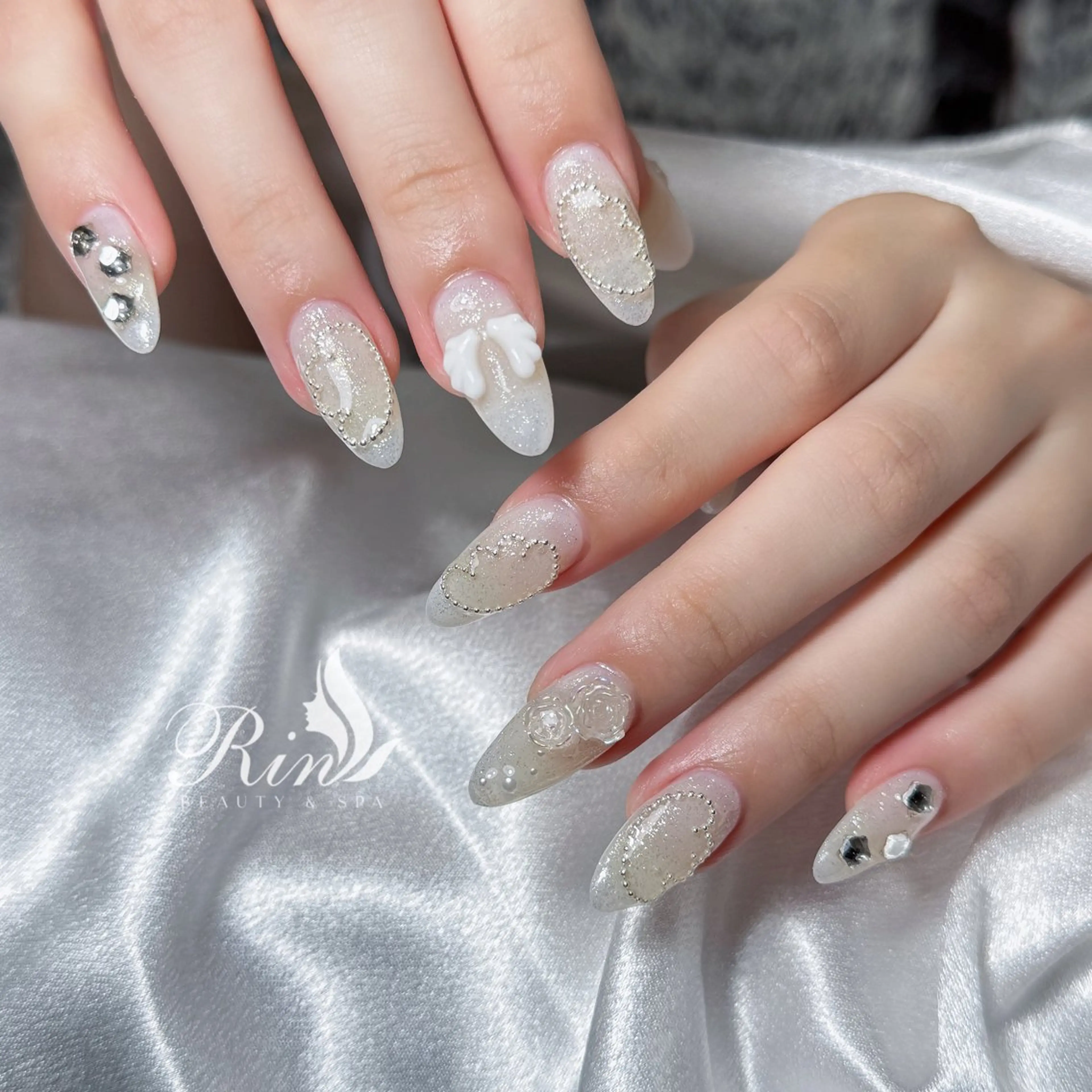 セミロング Rin Nail 新大久保店のネイルデザイン
