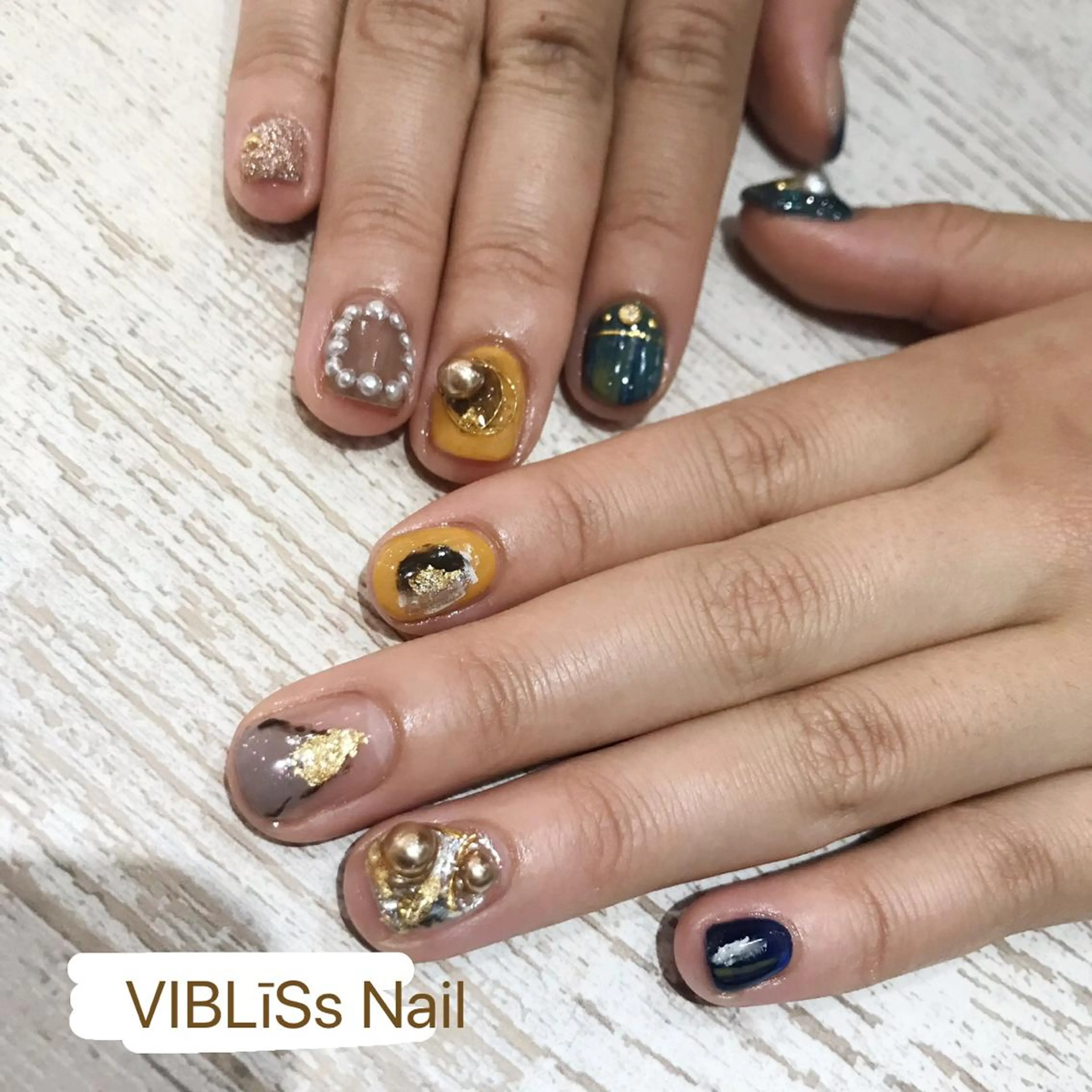 ネイル VIBLīSs nailのネイルデザイン