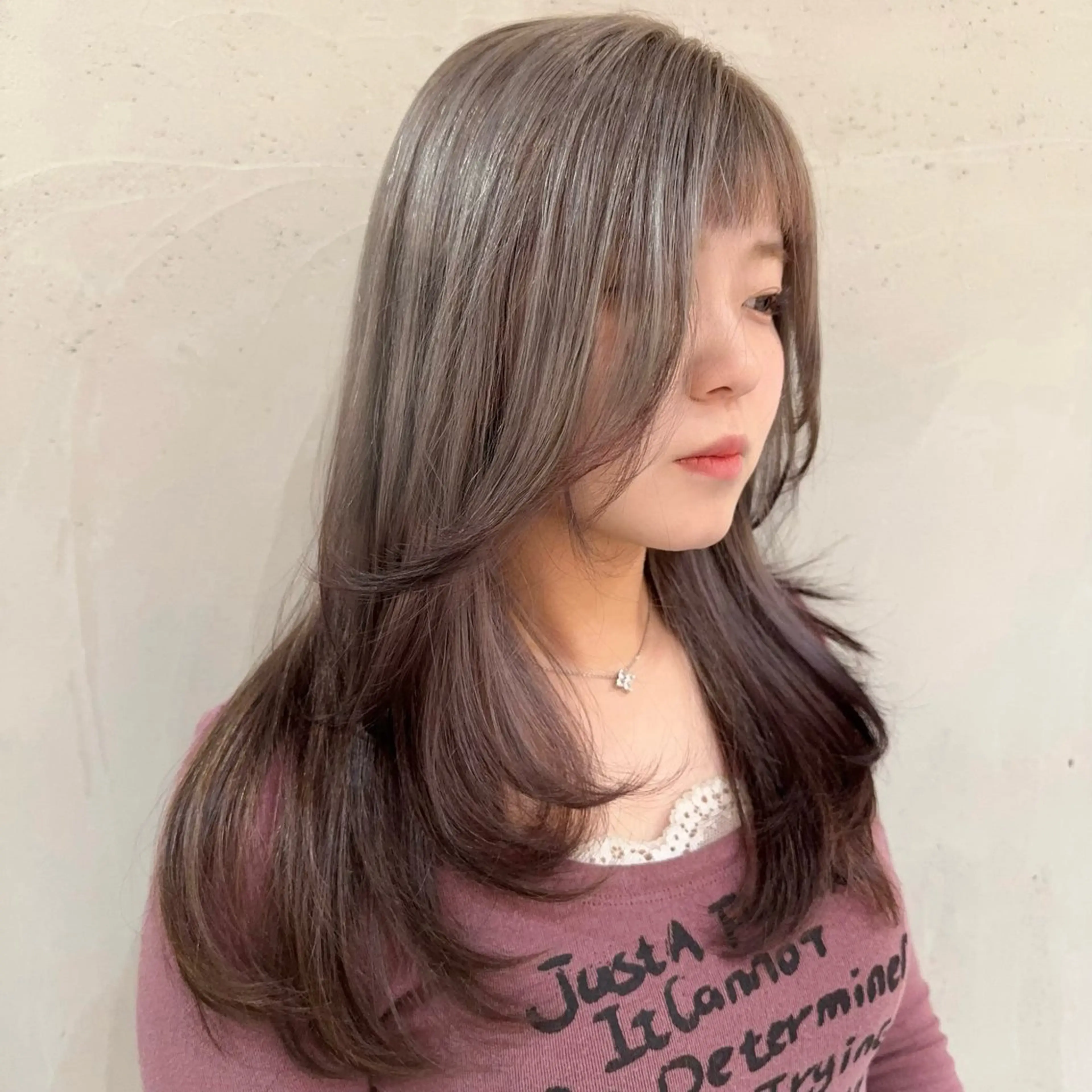 セミロング カラー グラデーションカラー レイヤーカット ウルフカット ヘアカラー トリートメント ハイトーン/ブリーチ /ボブ特化/SOMAのヘアスタイル