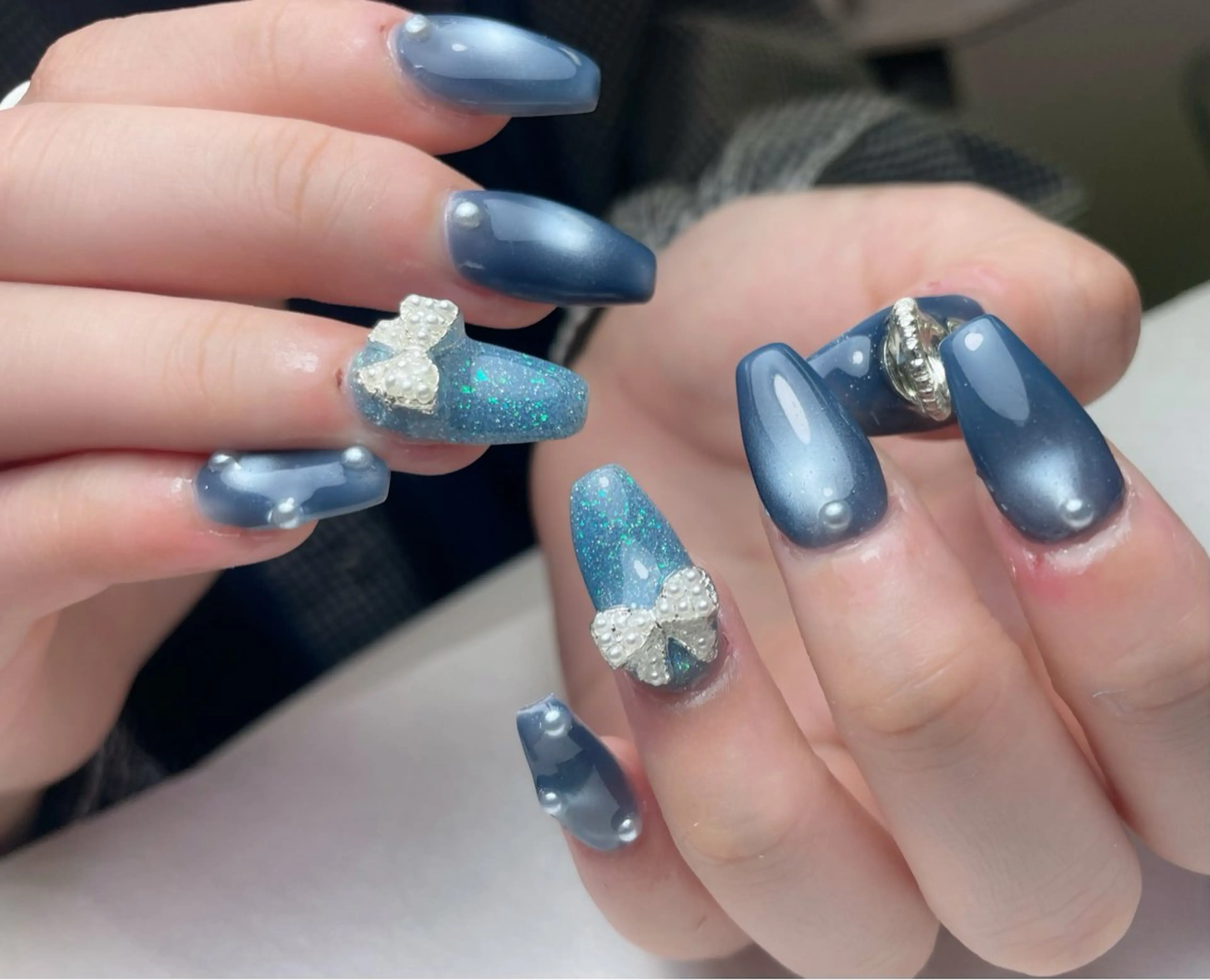ネイル オーロラネイル 長さ出し フットネイル フレンチネイル ジェルネイル 中野駅から2分 MEO NAILのネイルデザイン