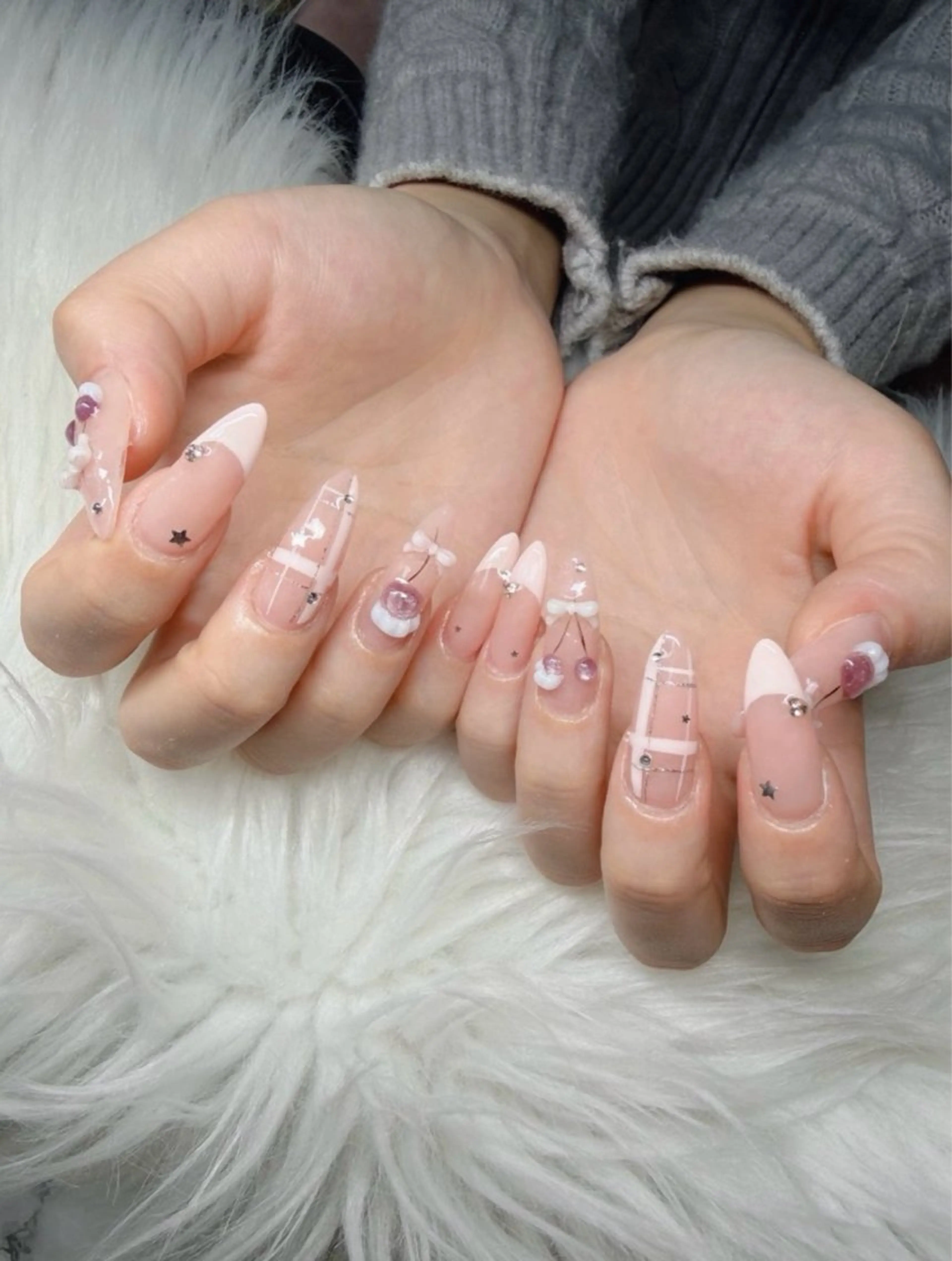 ネイル フレンチネイル グラデーション 韓国ネイル マグネットネイル ミラーネイル ハンドネイル REI nailのネイルデザイン