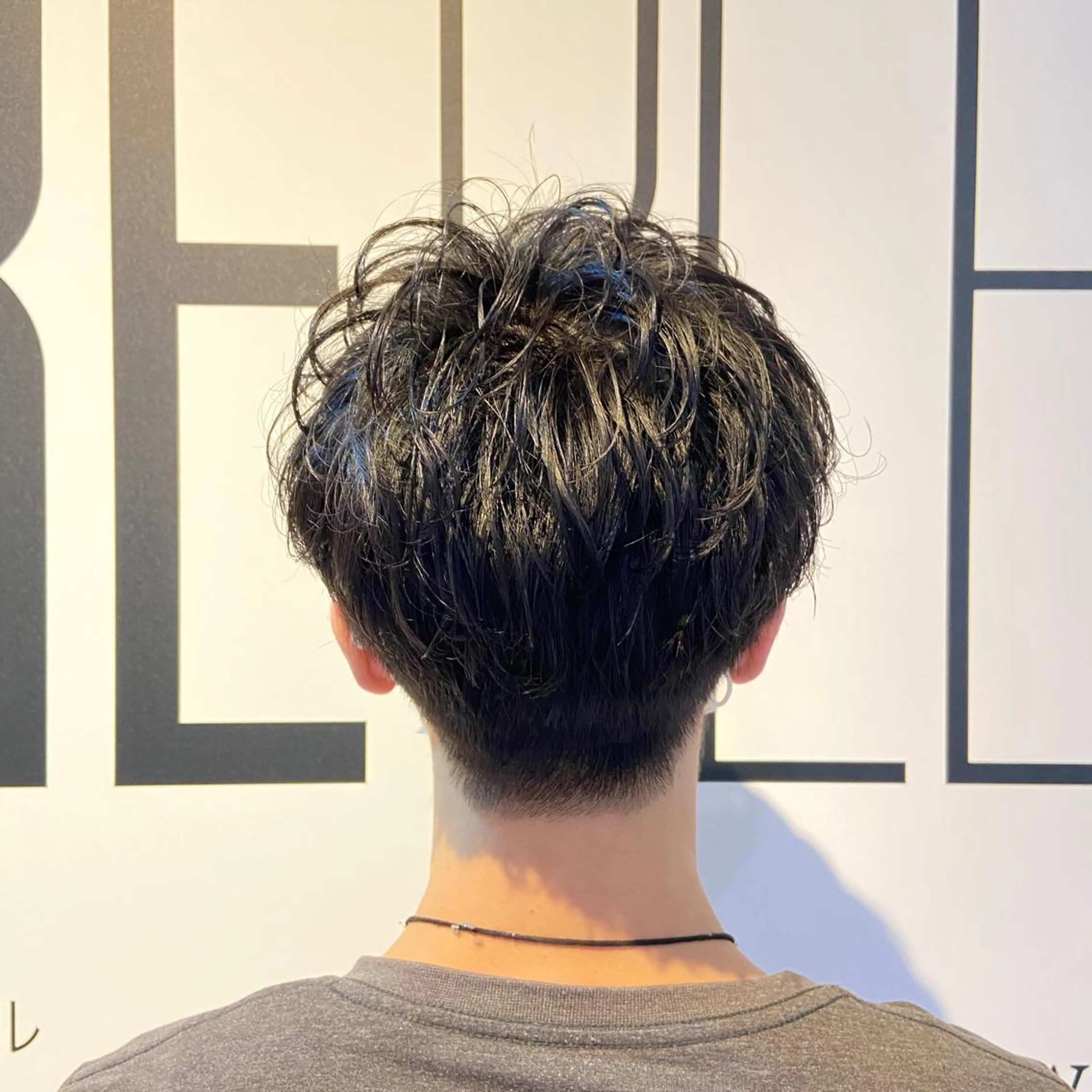 ショート メンズ メンズパーマ 刈り上げ カット パーマ 宮下 愛璃紗のヘアスタイル