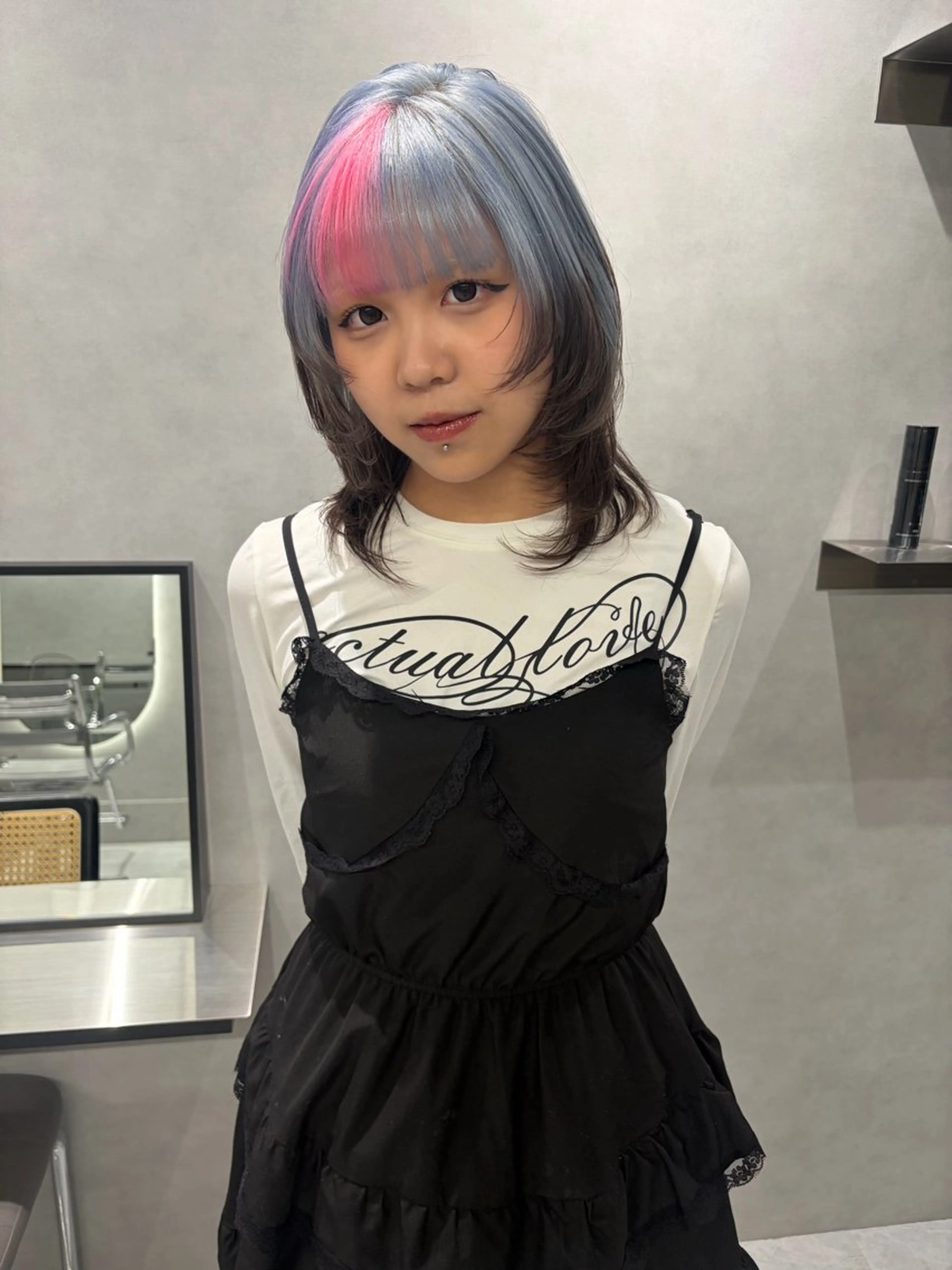 ミディアム ヘアカラー Maria 梅田/デザインカラーのヘアスタイル