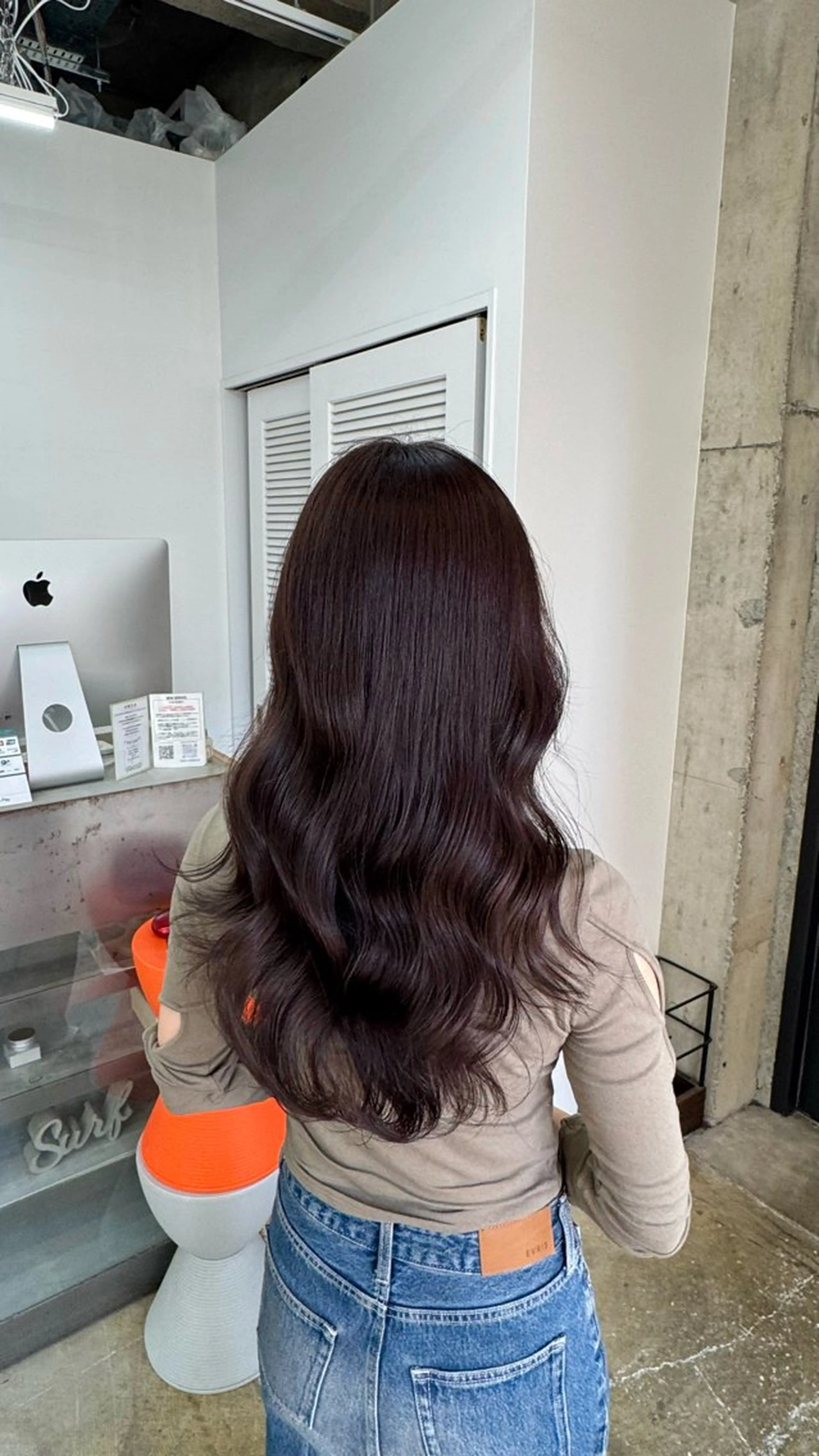 ロング MAUVE MIYUのヘアスタイル