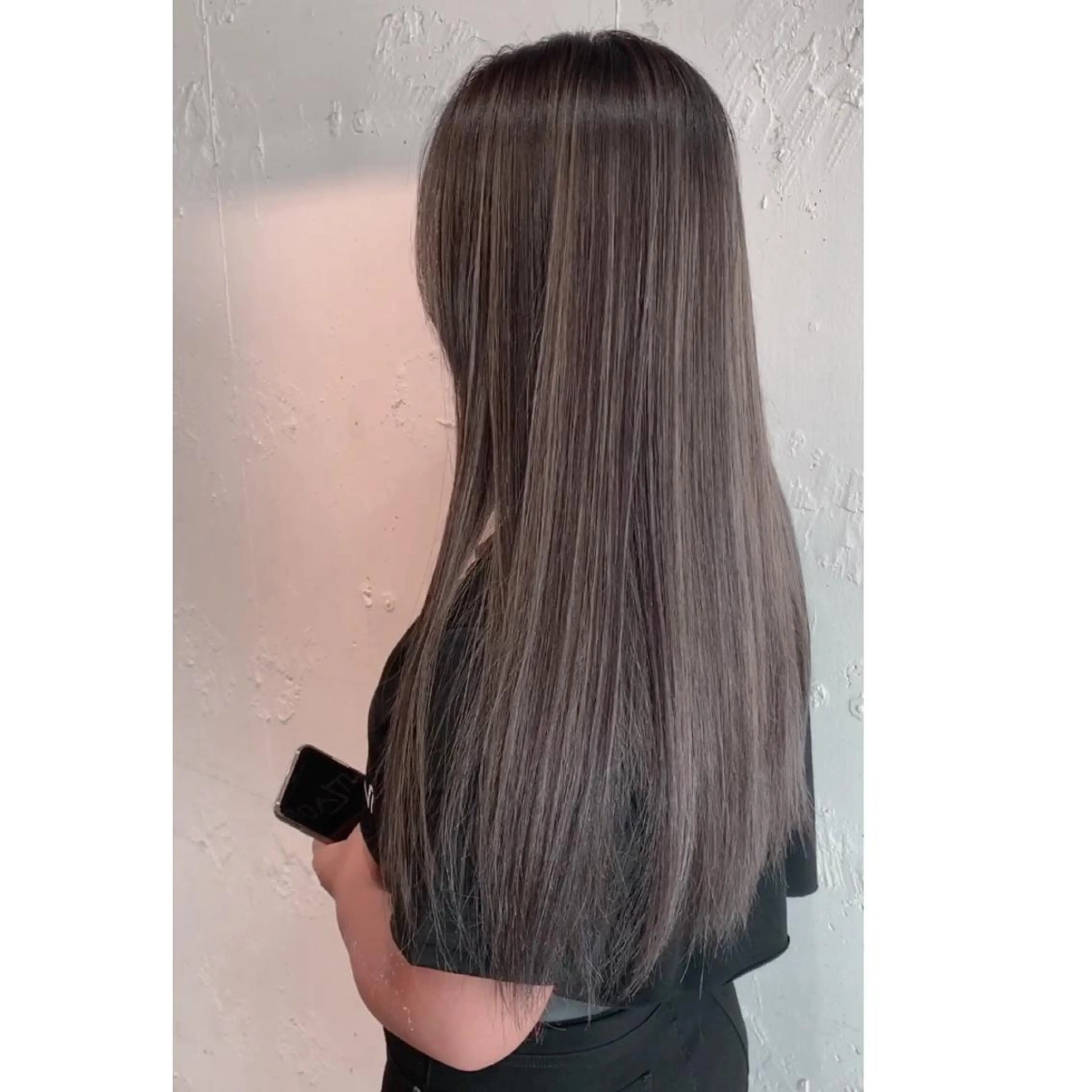 カラー バレイヤージュ ハイライトカラー 石井辰功也 フリーランス美容師のヘアスタイル