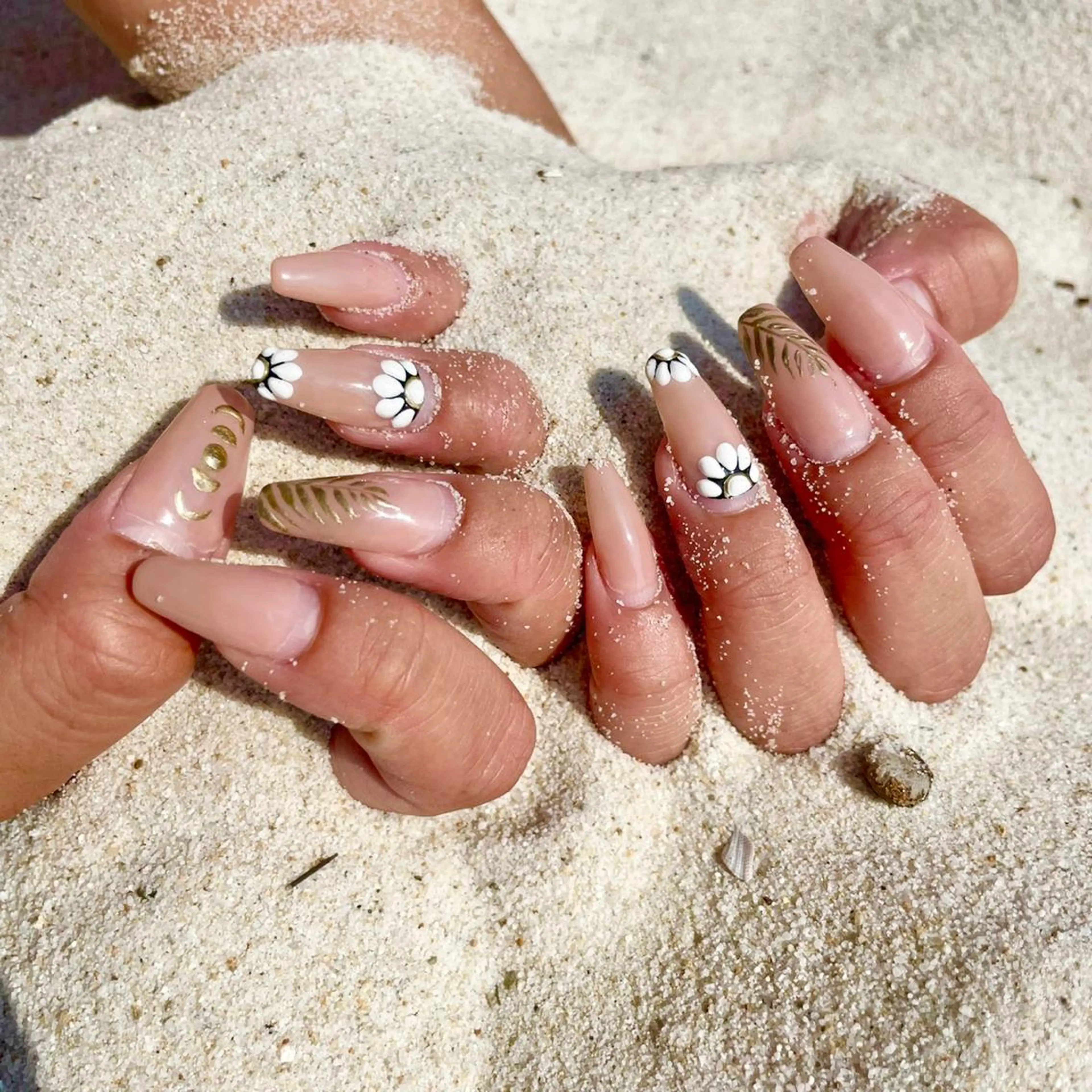 ネイル ハンドネイル Lana nailのネイルデザイン