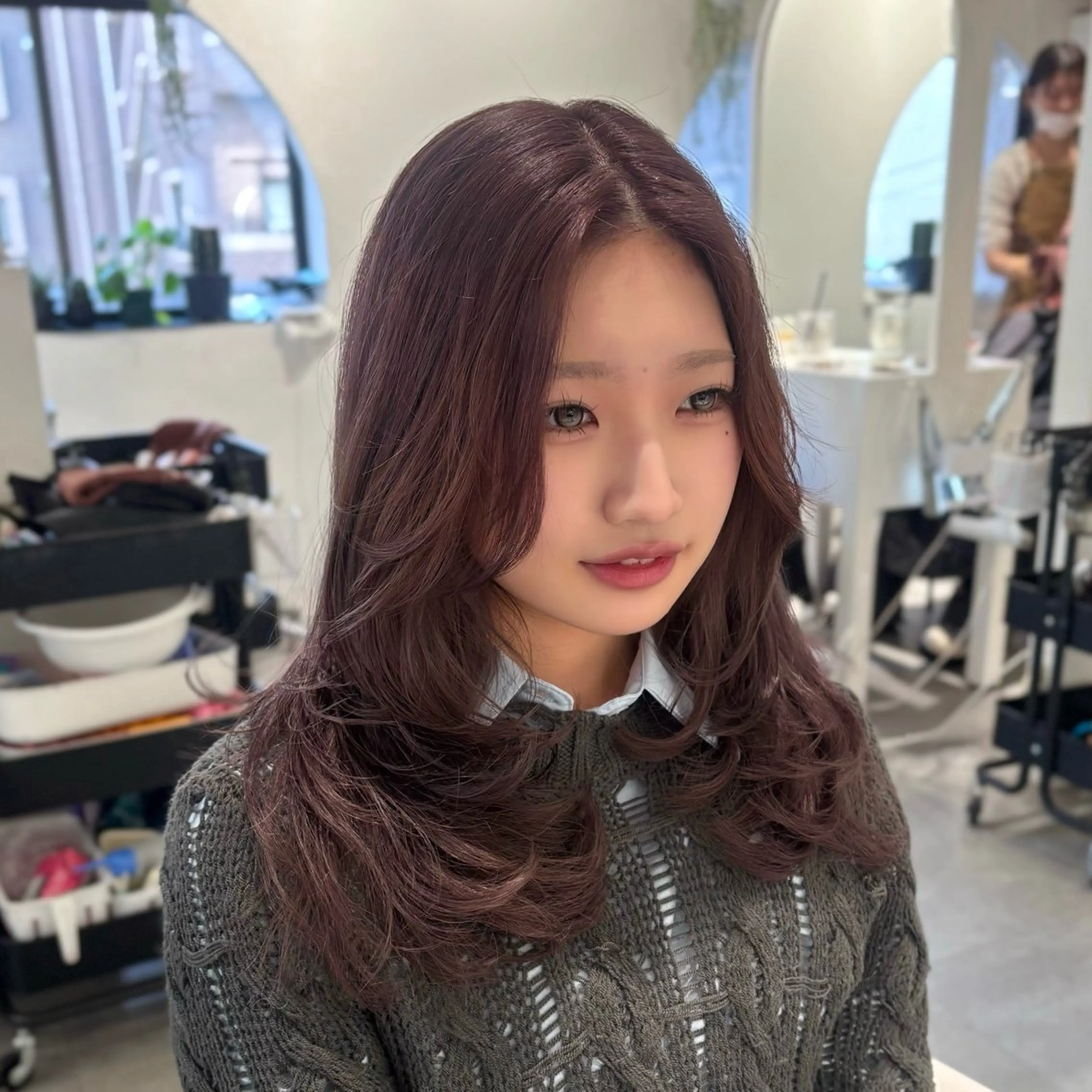 セミロング レイヤーカット カット 美容室ORIKA AI レイヤーカットのヘアスタイル