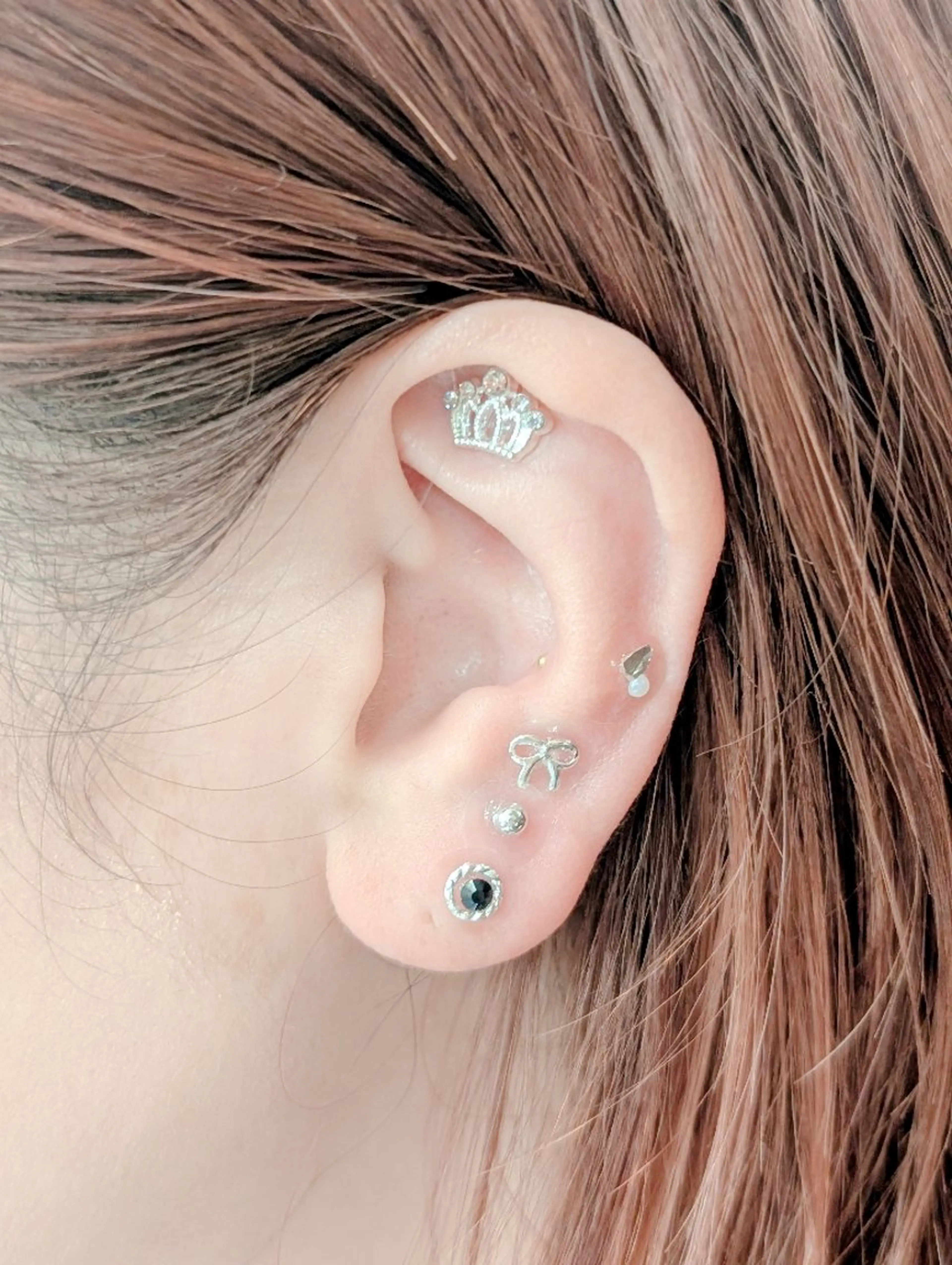 リラク Earsalon Rino🎀よしみの眉毛・アイブロウイメージ