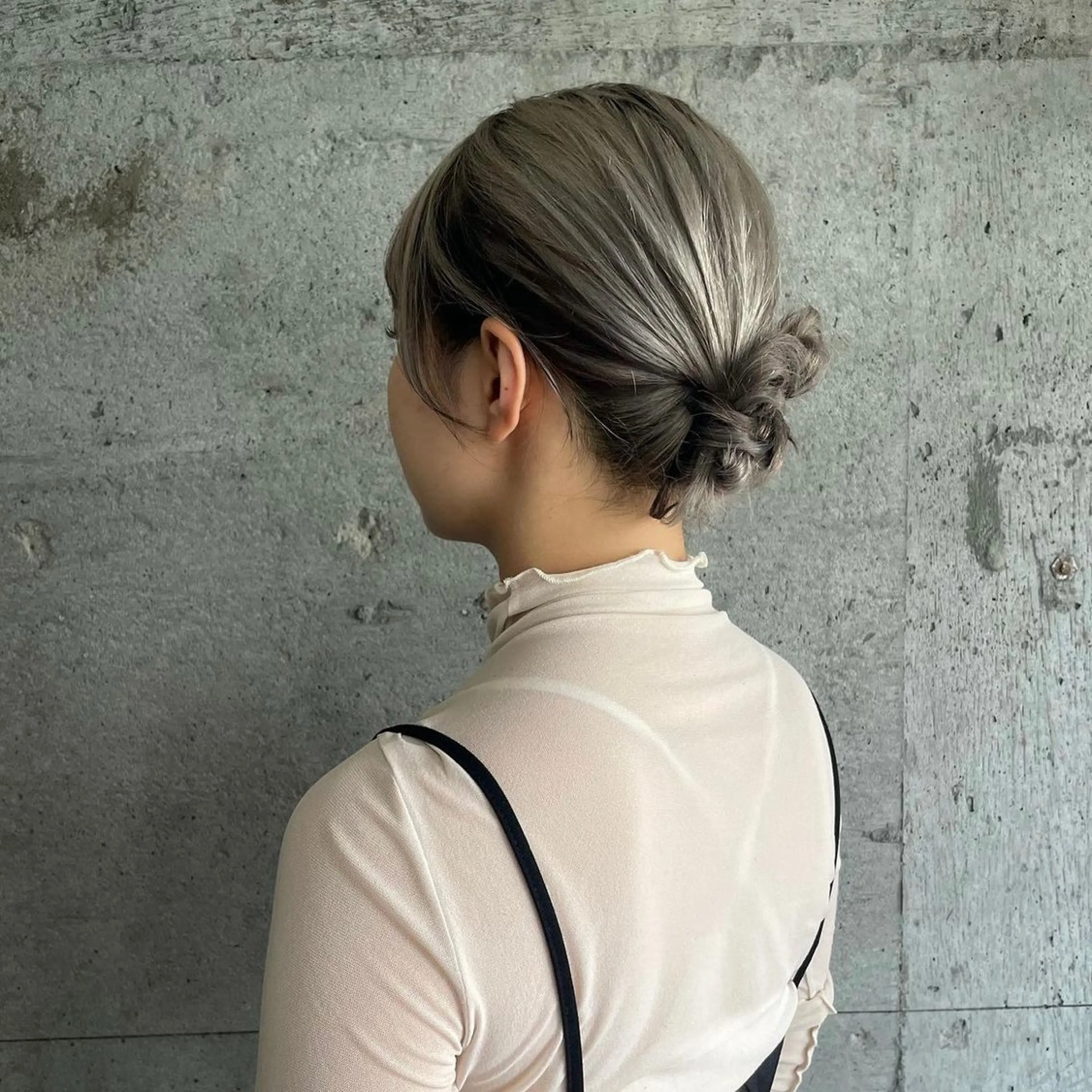 カラー ヘアアレンジ ベージュカラー ブリーチ 透明感カラー ダブルカラー ヘアセット 髪質改善/ボブ 🌻Mutsumiのヘアスタイル