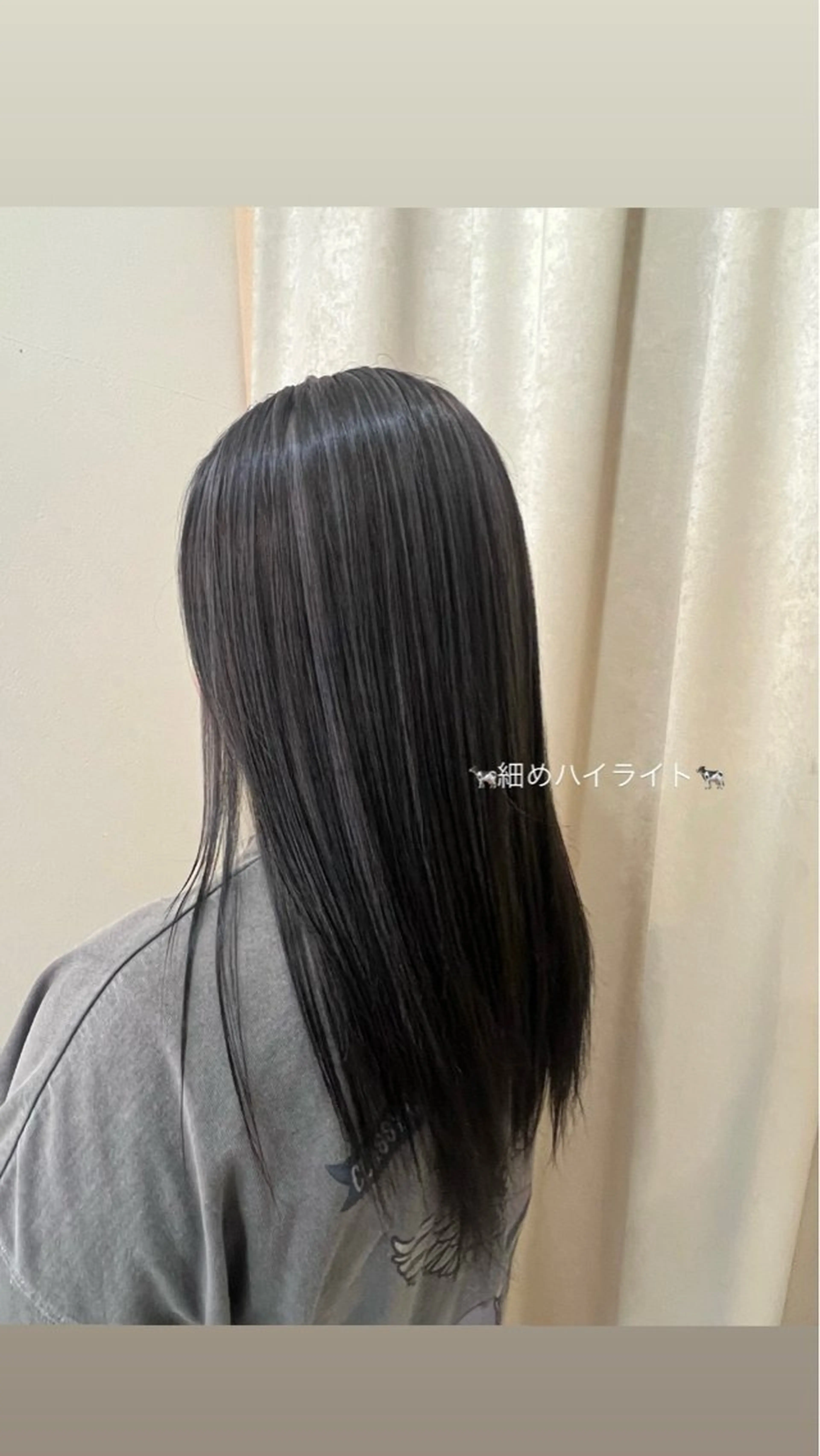 セミロング カラー ブリーチ ハイライトカラー シルバー ハイライト ヘアカラー トリートメント LiTA 友田未来のヘアスタイル