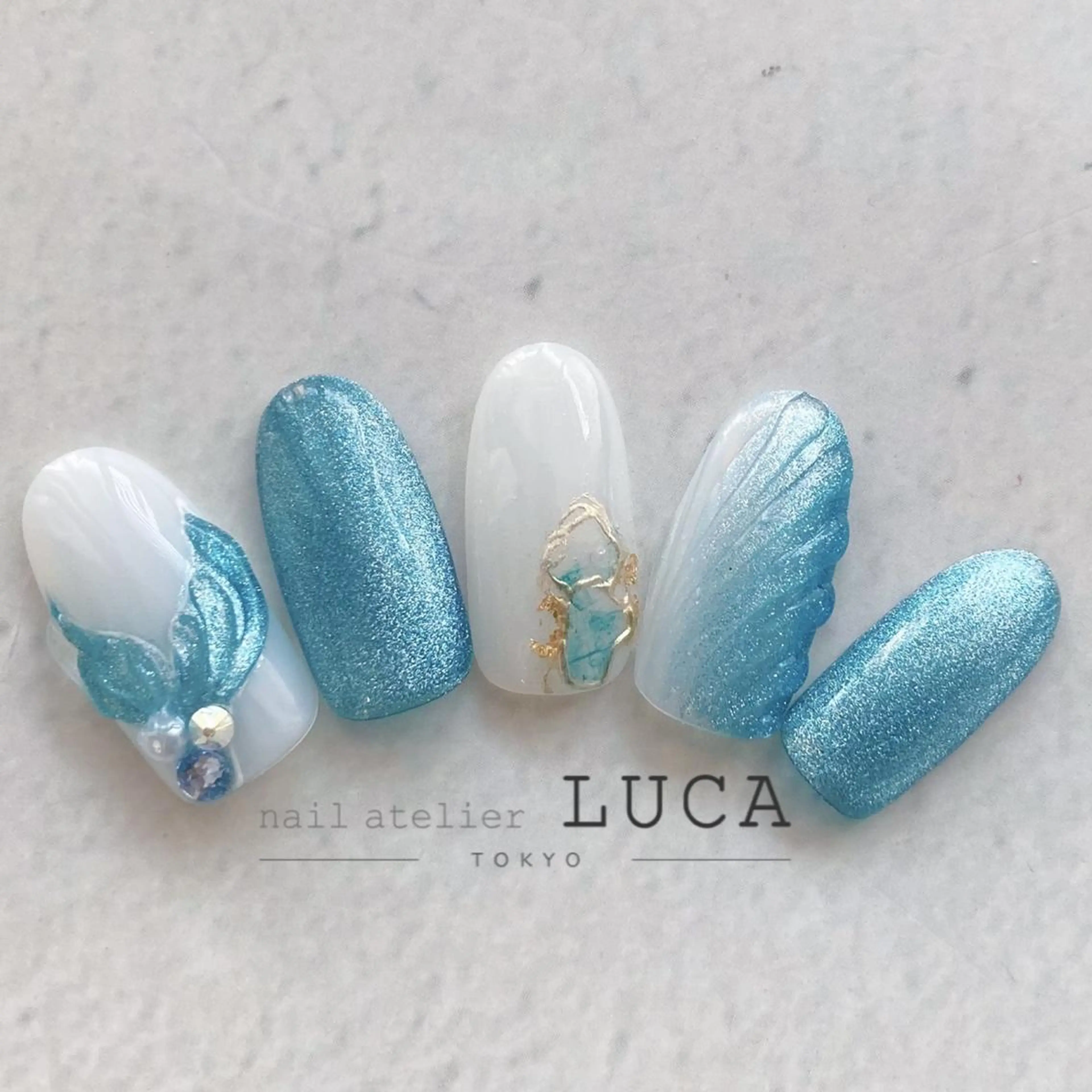 ネイル アートネイル オーロラネイル クリアネイル 長さ出し フットネイル ハンドネイル ネイルアトリエルカ スタッフのネイルデザイン