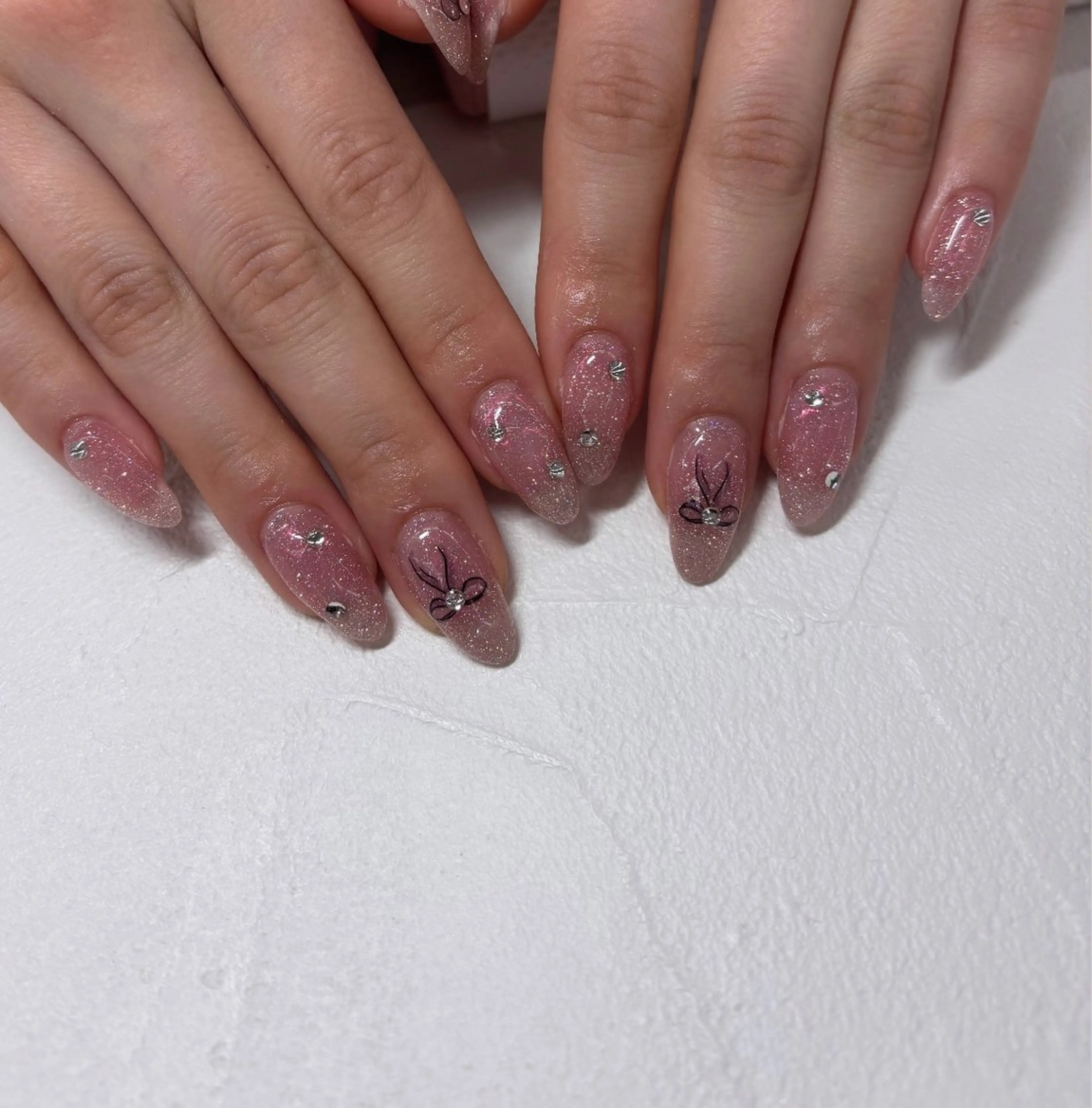 ネイル KOBAYASHI YUINA🌻♡のネイルデザイン