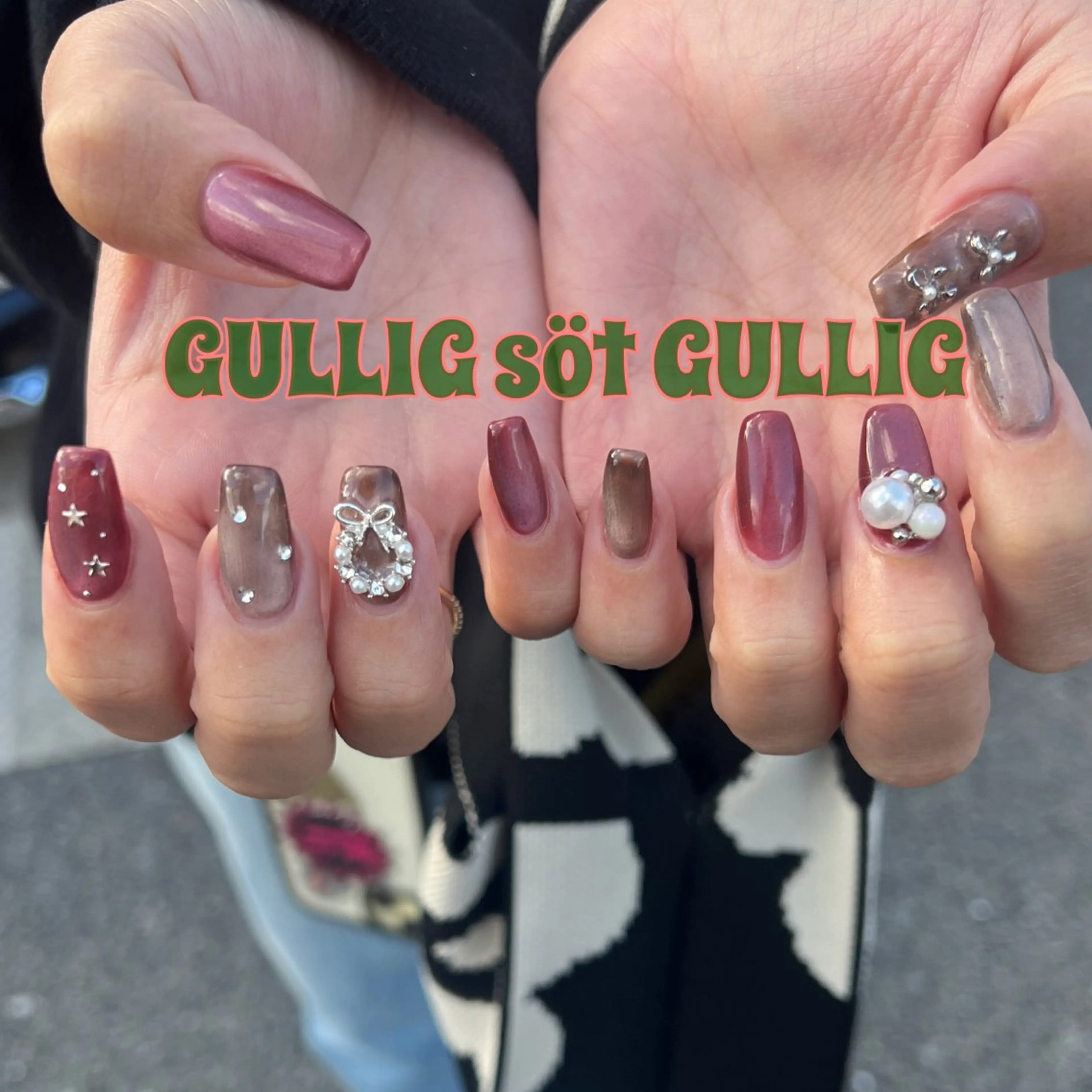 ネイル GULLIG söt GULLIGのネイルデザイン
