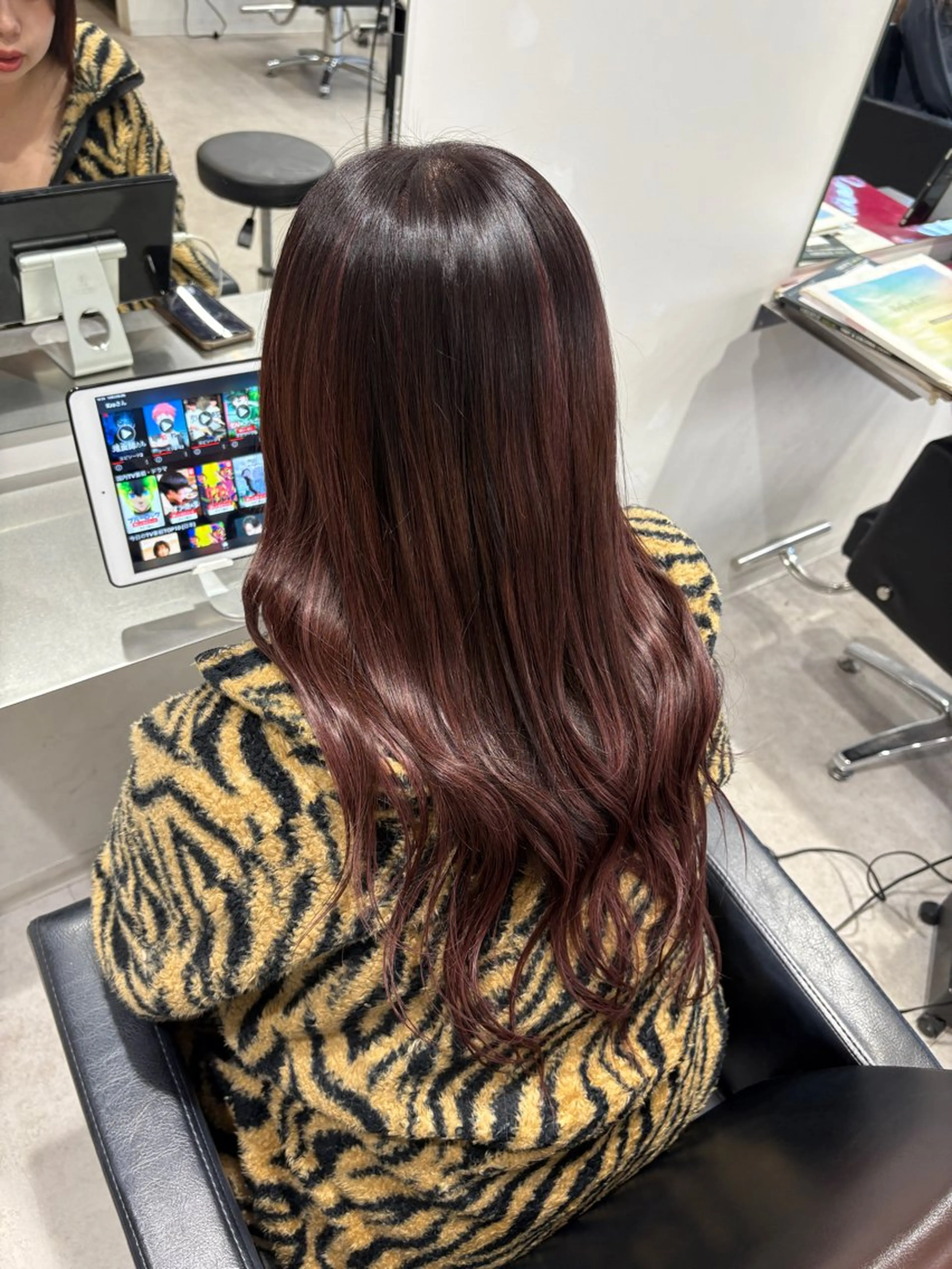 ☾·̩͙⋆高級レミー人毛100%︎シールエクステ80枚【47cm】+カラーの写真