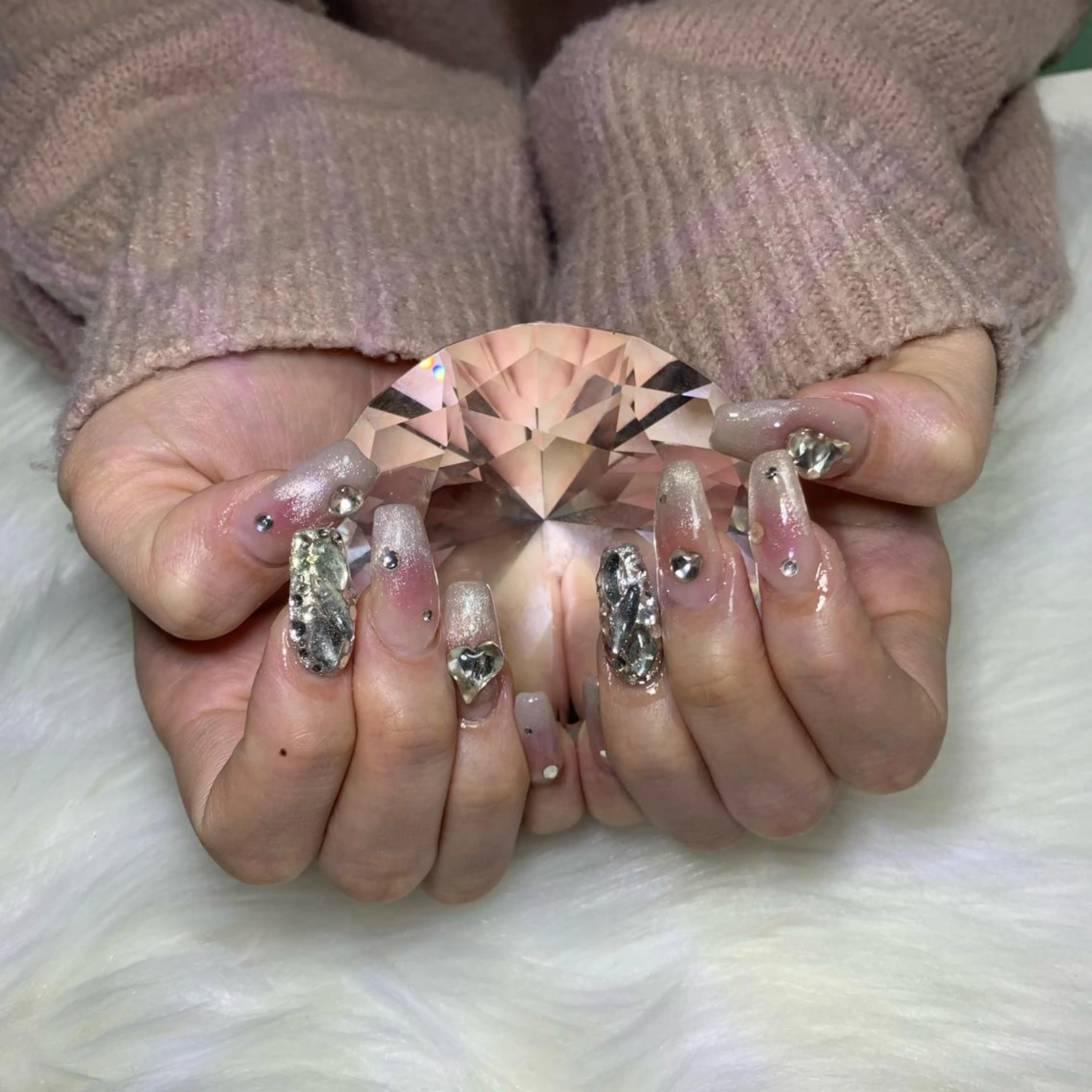 ネイル チークネイル スカルプネイル ワンホンネイル happiness nailのネイルデザイン