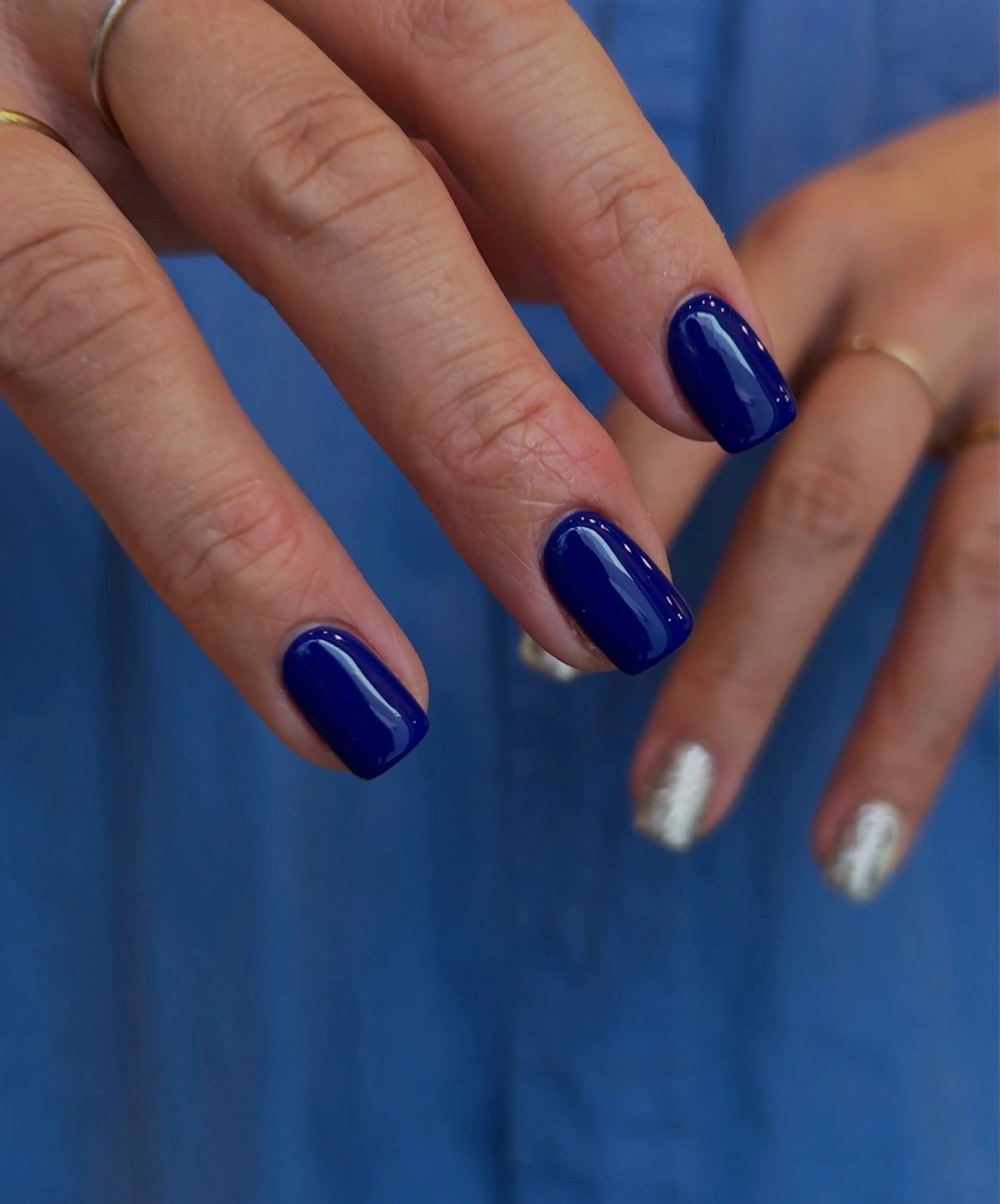 ネイル ブルー ワンカラーネイル シンプルネイル 冬ネイル Yumi 広尾→銀座のネイルデザイン