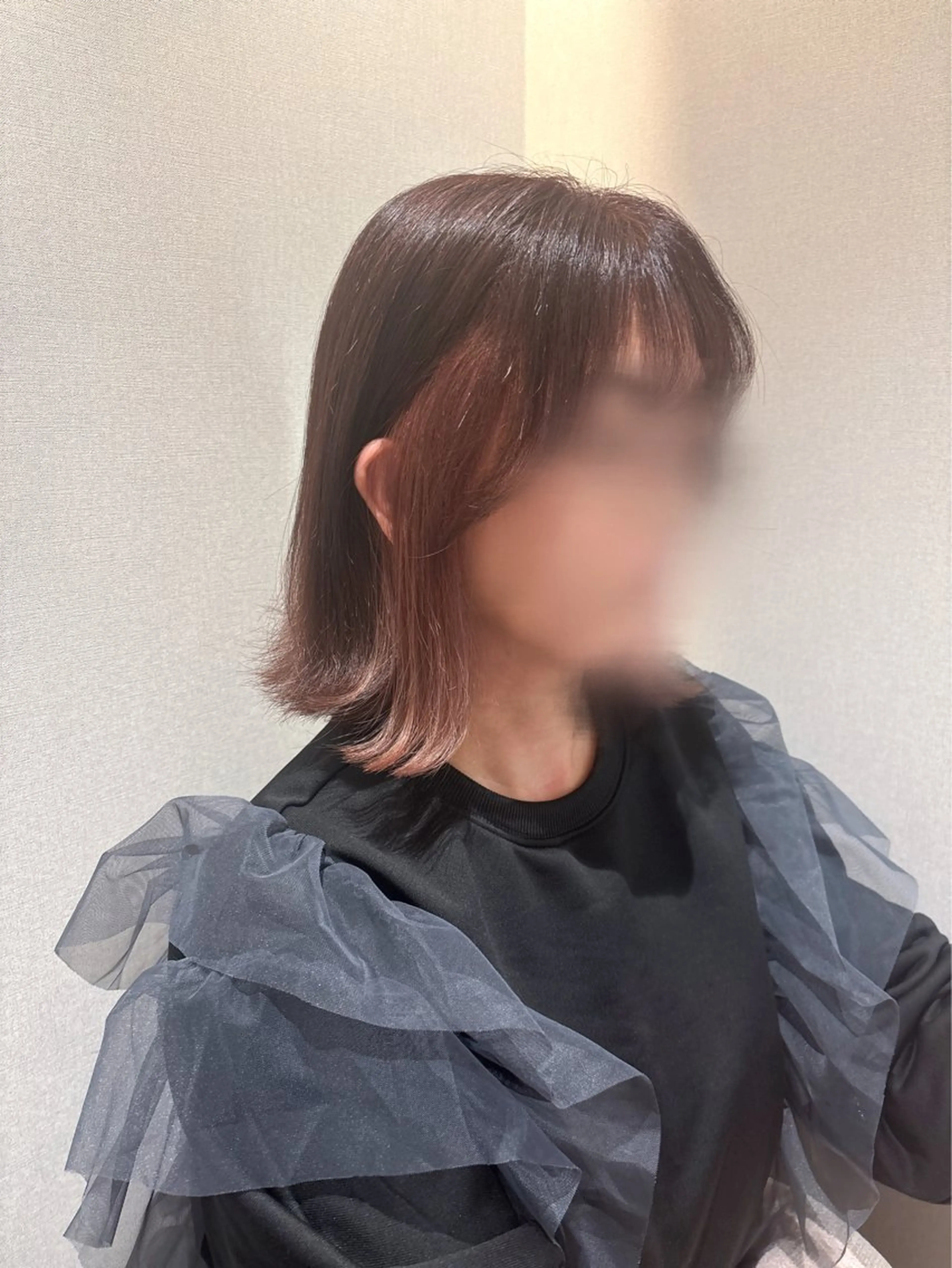 ミディアム カラー ベージュカラー イヤリングカラー ピンクカラー ピンクベージュ 髪質改善カラー ブラウン🤎YUMEのヘアスタイル