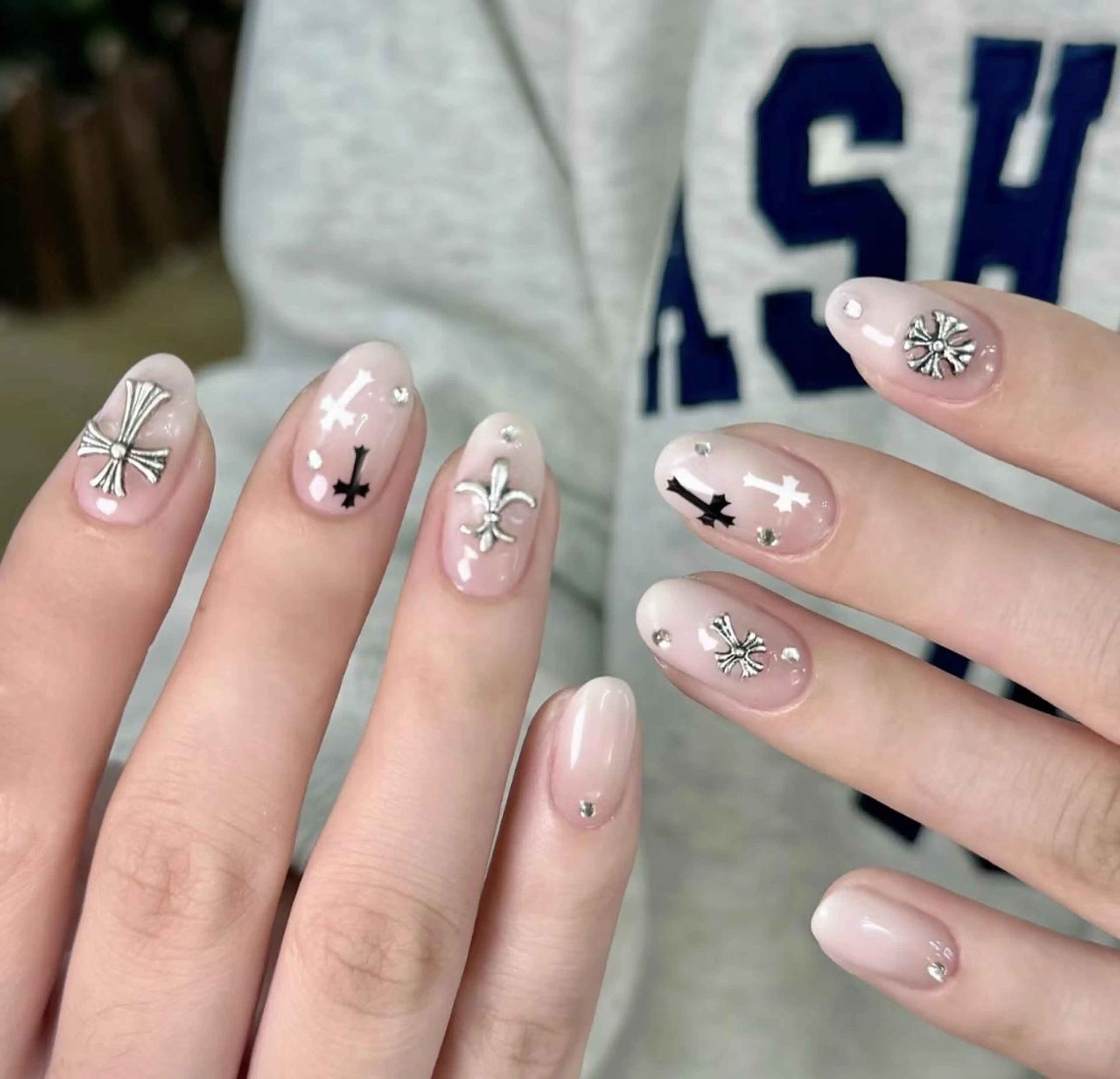 ネイル ハンドネイル 🎀 KiKi_nailのネイルデザイン