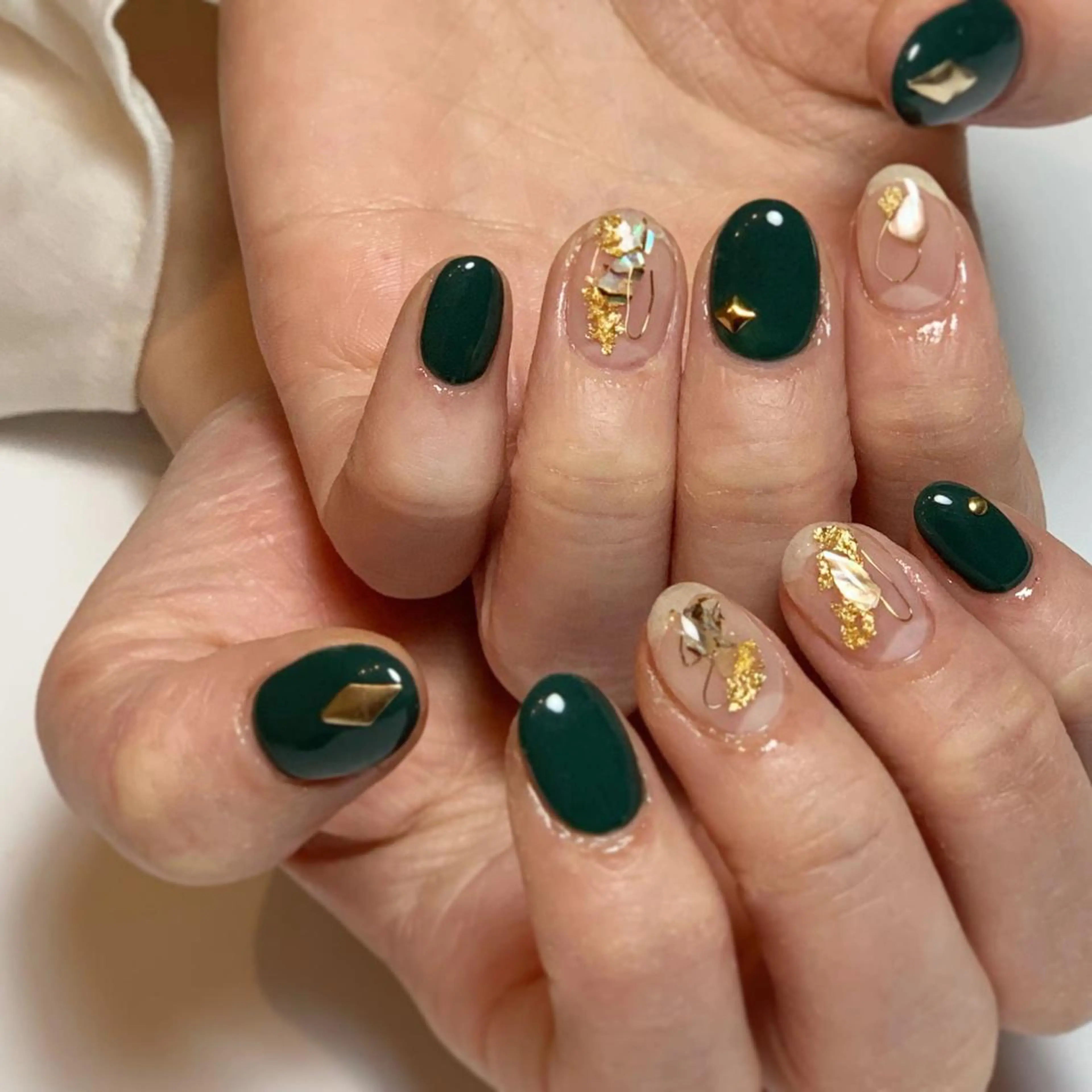 ネイル S. JEWELのネイルデザイン