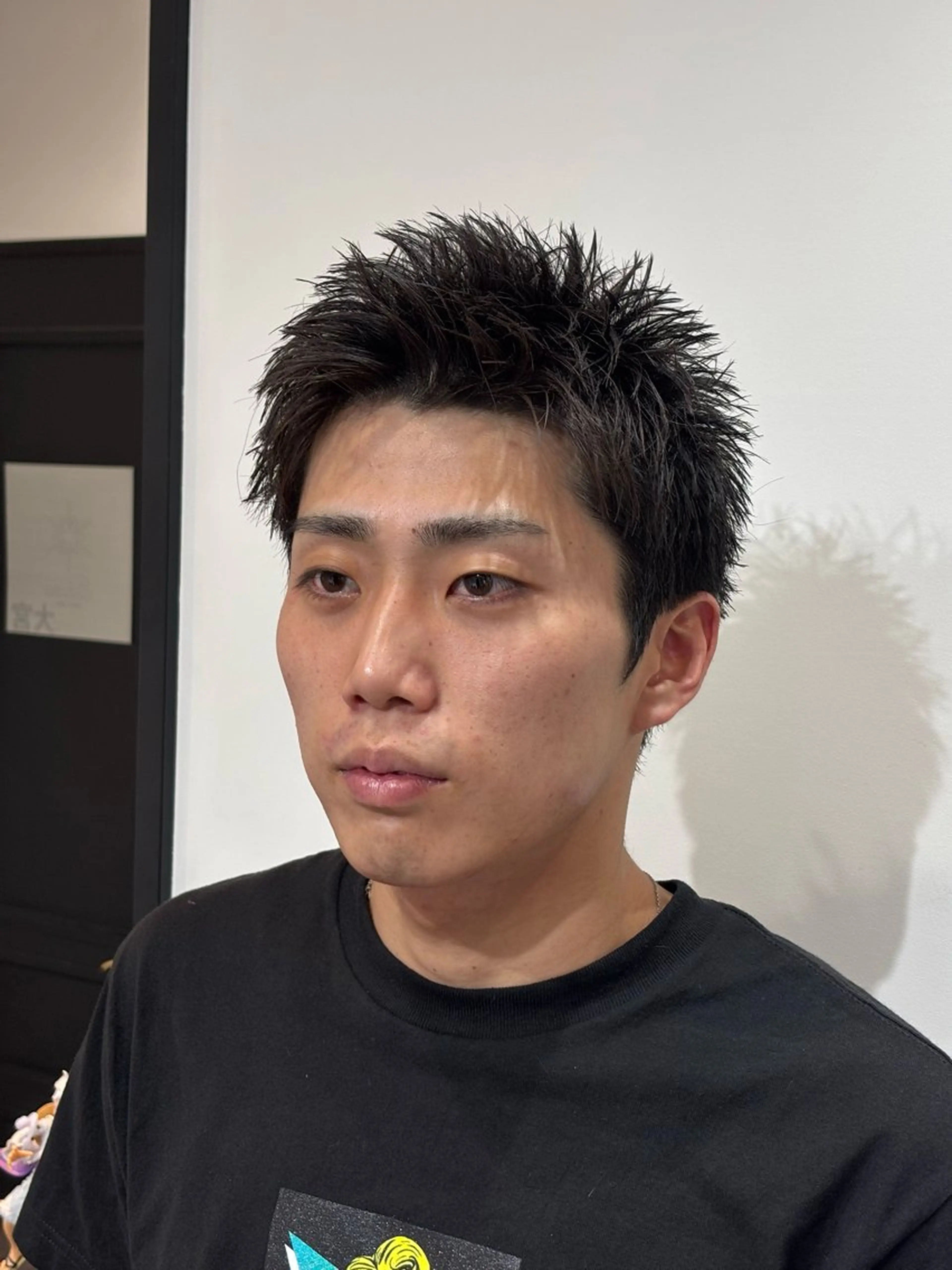 ショート メンズ アップバング メンズショート スパイキーショート ショートヘア カット トリートメント 【店長】メンズ職人 短髪　ハイトーン🔥のヘアスタイル