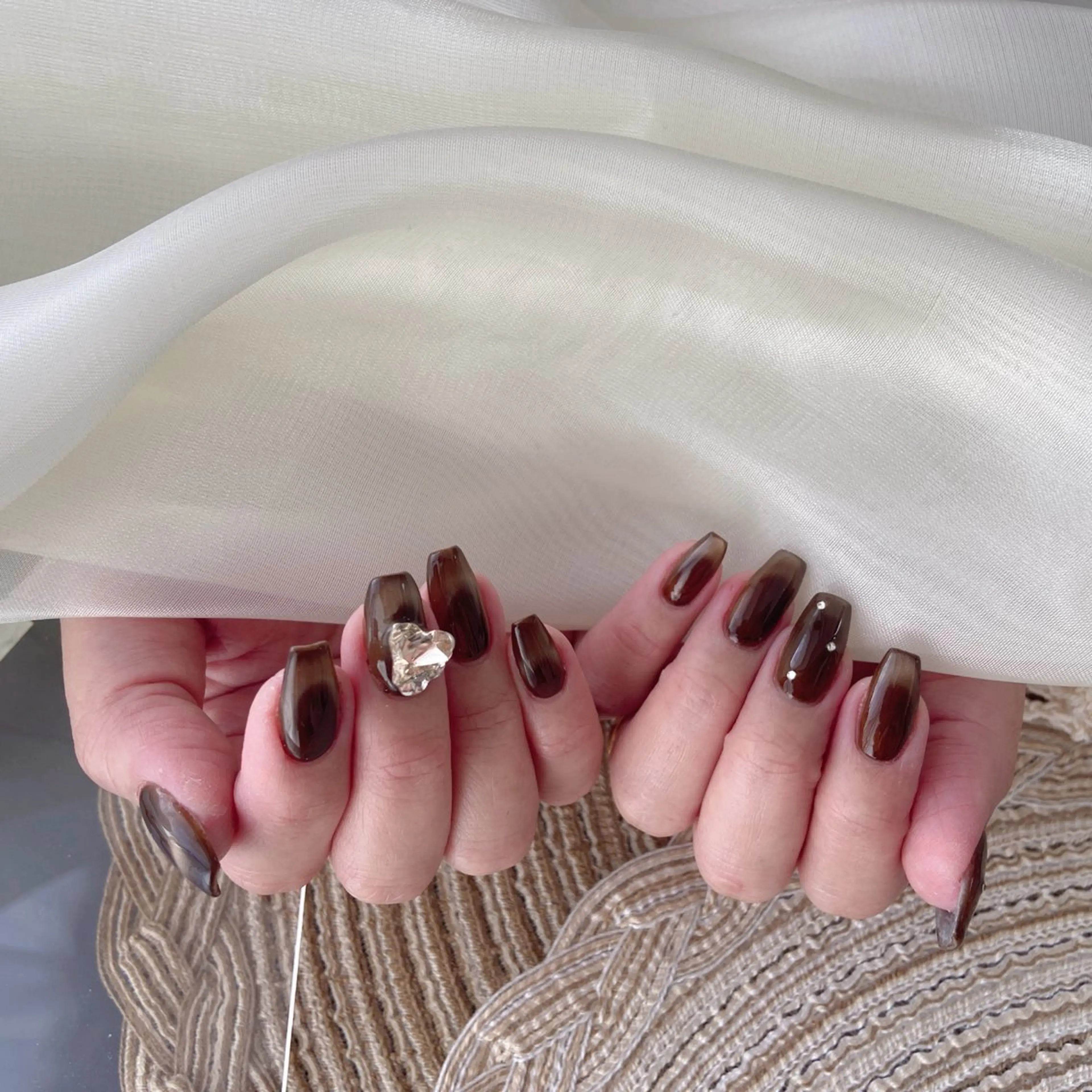 ネイル ジェルネイル マグネットネイル ソフトジェル ストーンネイル ハンドネイル YOIネイルサロン所属・YOINAIL ヨイネイルサロンのネイルデザイン