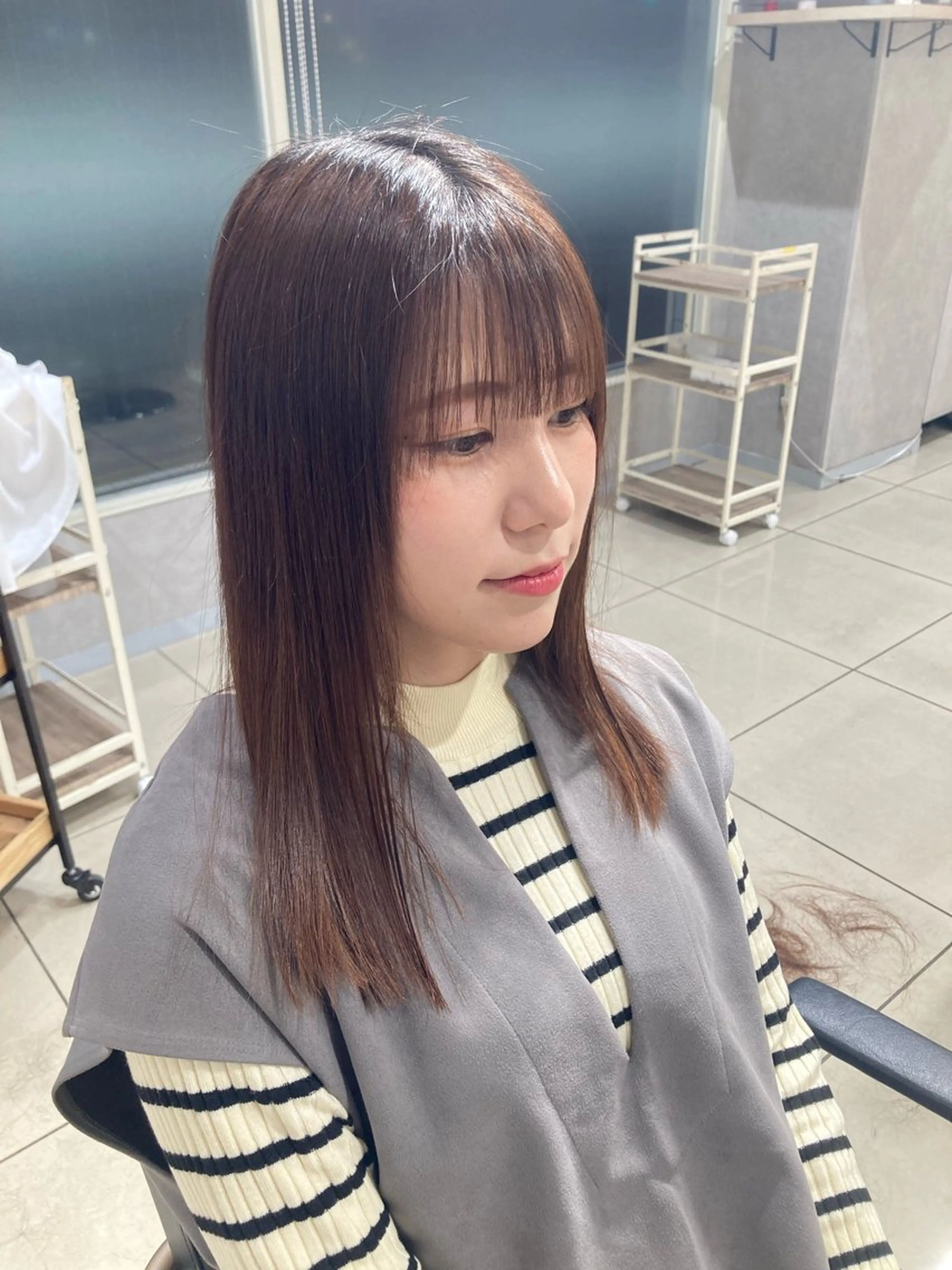 【minimo限定カットメニュー❗️】👩ロング、レイヤーカット💫プレミアムトリートメント付き✨️の写真