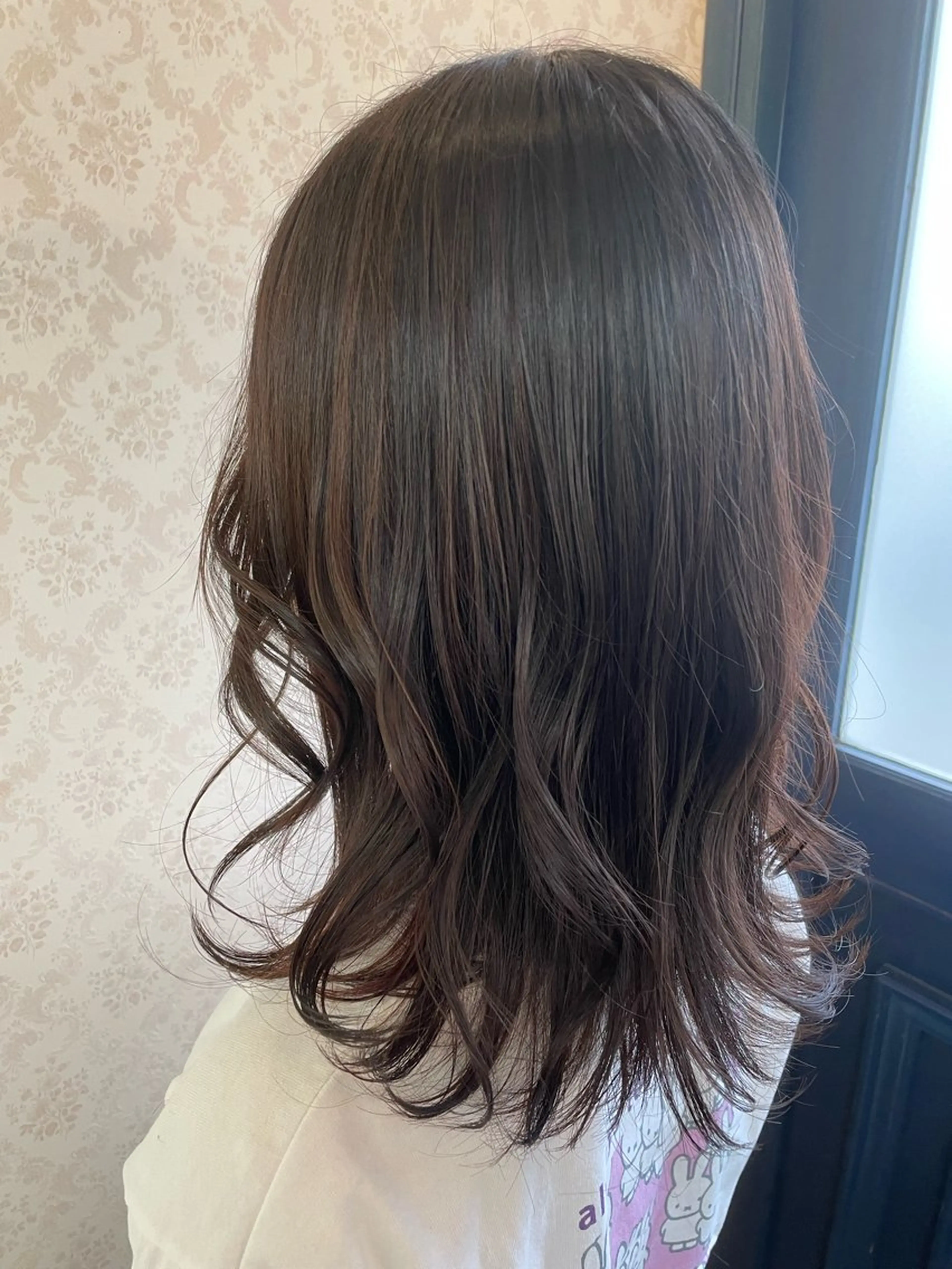 ミディアム ヒヨシ ルナのヘアスタイル