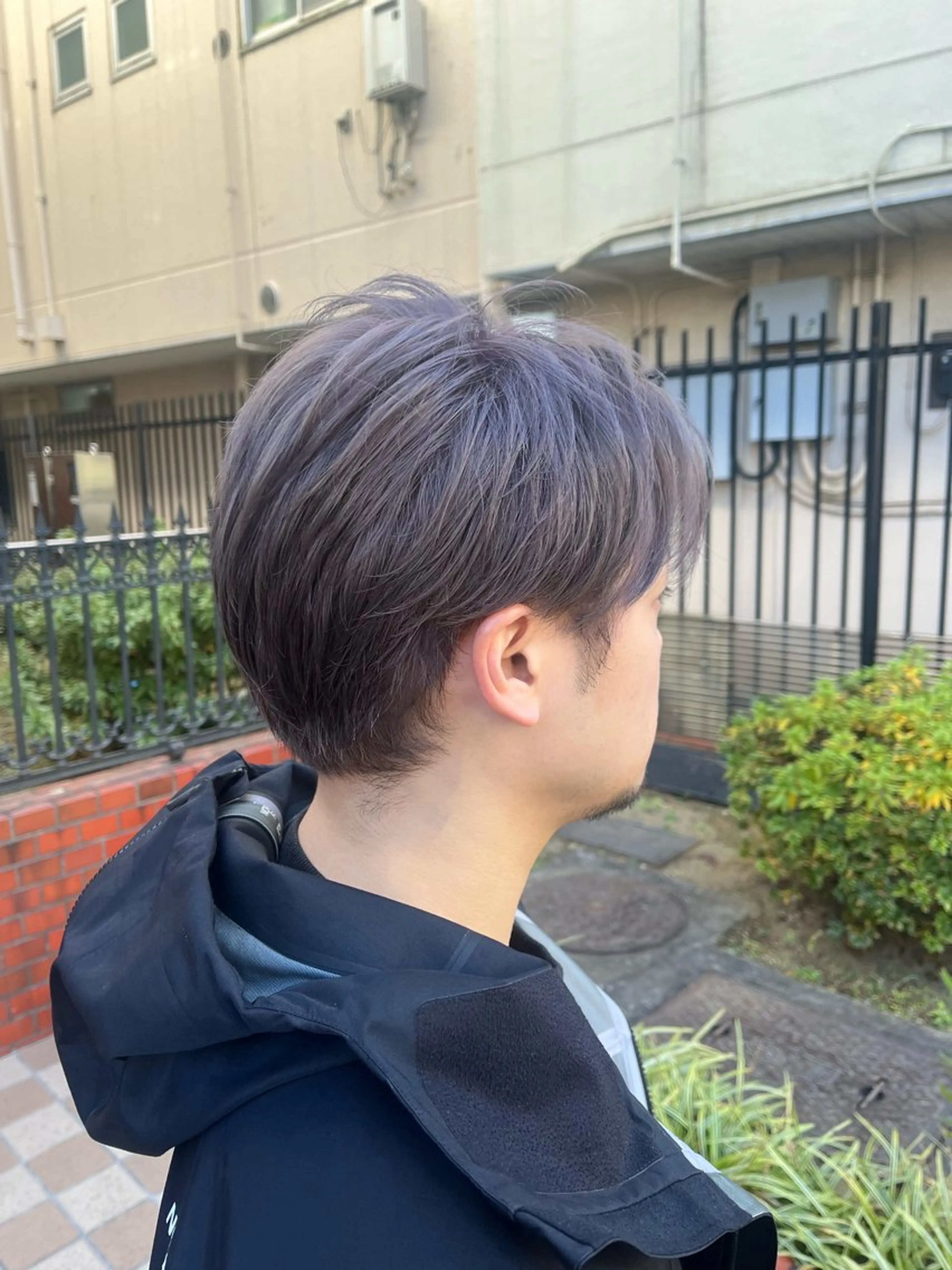 カラー メンズ 透明感カラー ダブルカラー シルバー 🍒ྀིナカヤマ ミオ🍒ྀིのヘアスタイル