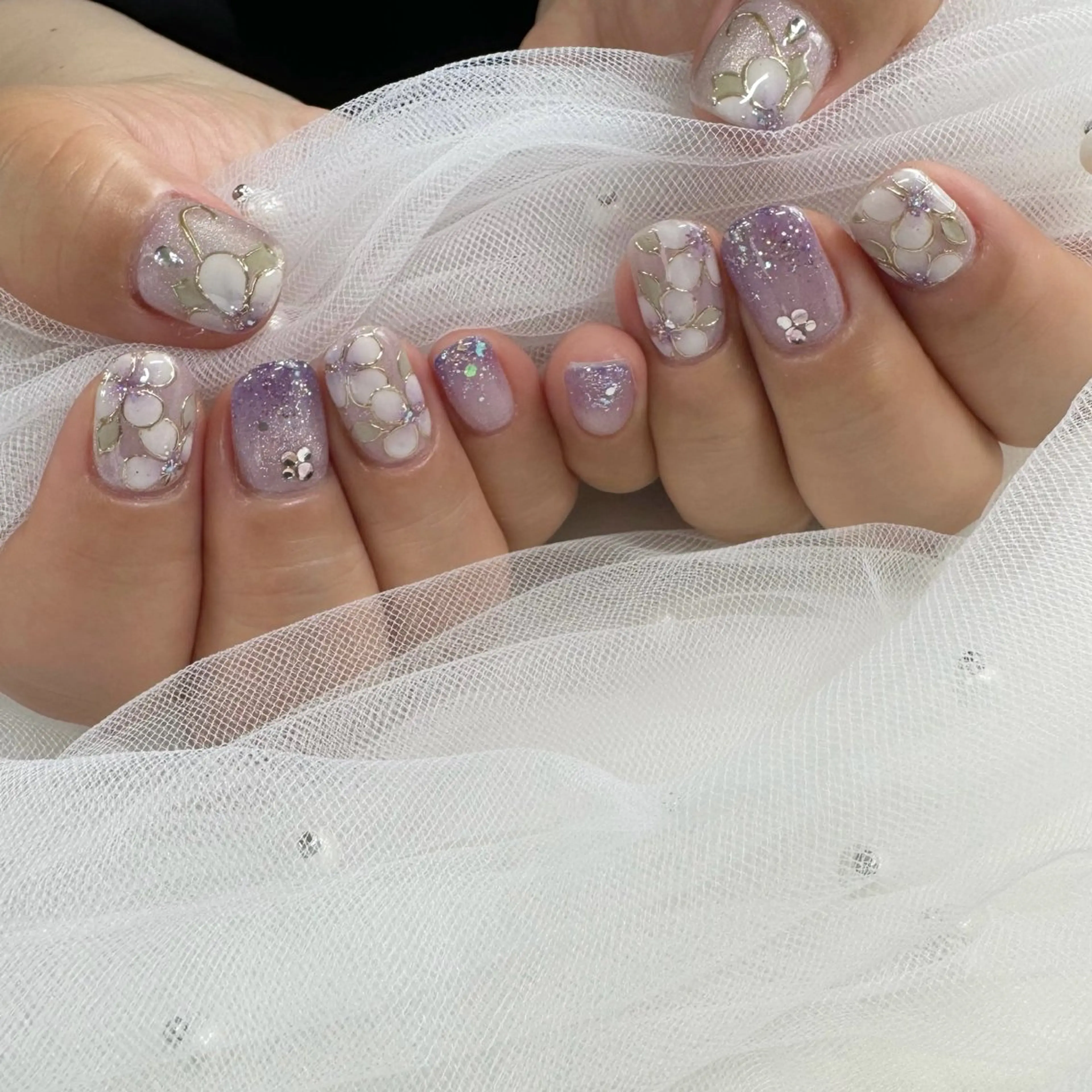 ネイル ジェルネイル 東 千夏のネイルデザイン