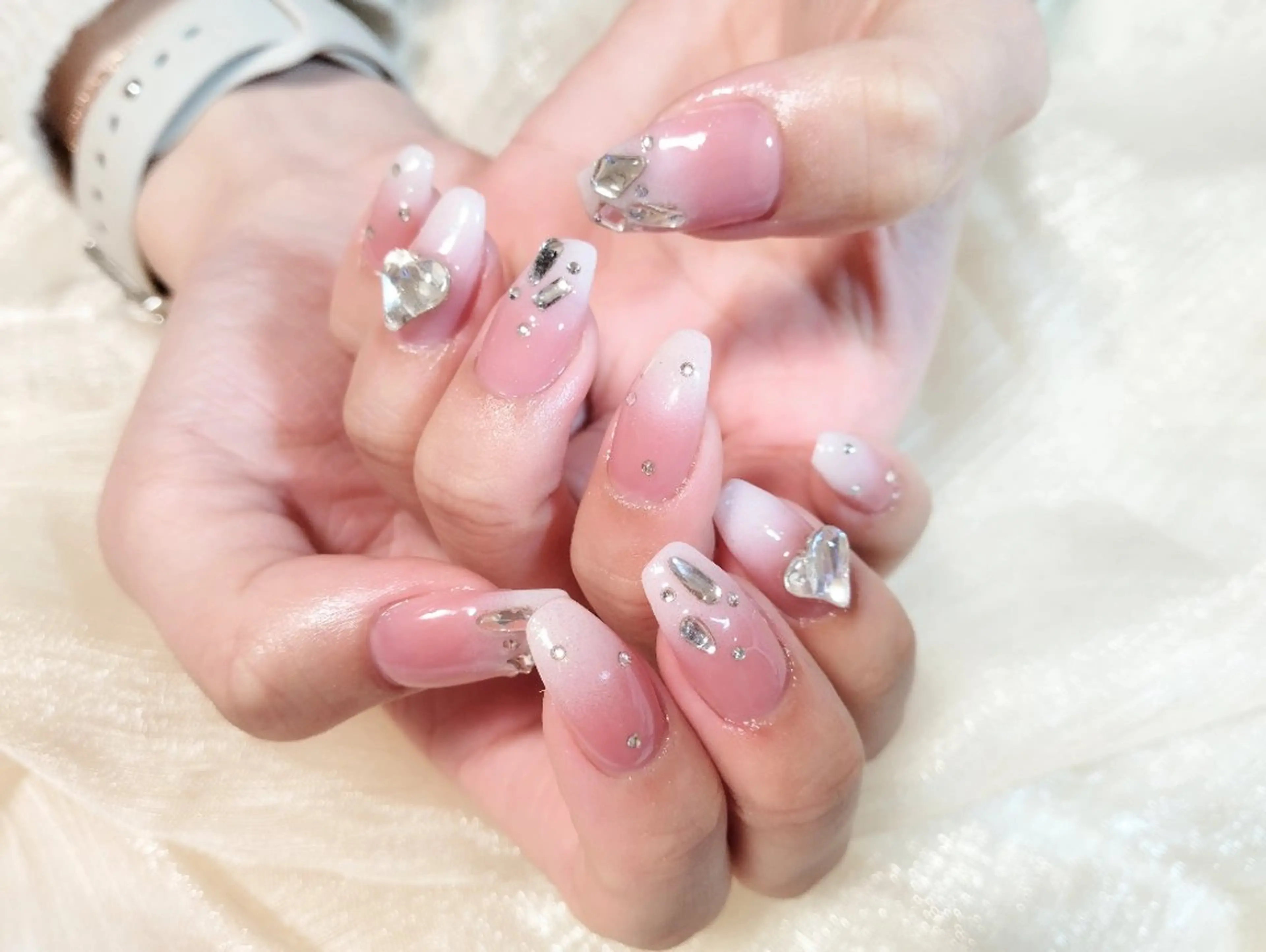 ネイル ハンドネイル ハンドケア ＤI'A ネイルサロンのネイルデザイン