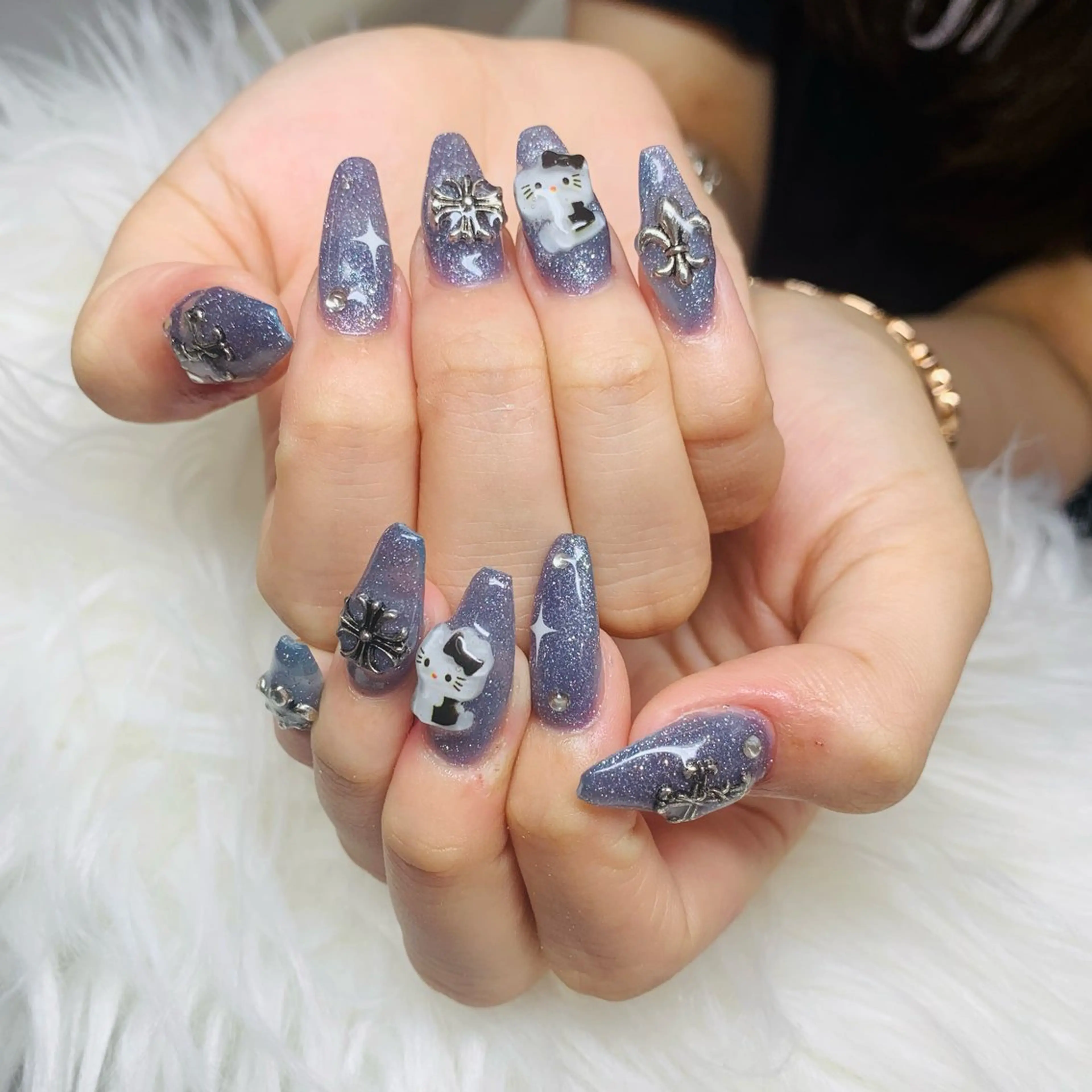 ネイル チークネイル 長さ出し フットネイル マグネットネイル 持ち込み ハンドネイル ANH NAIL ゴテゴテ専門店💎のネイルデザイン