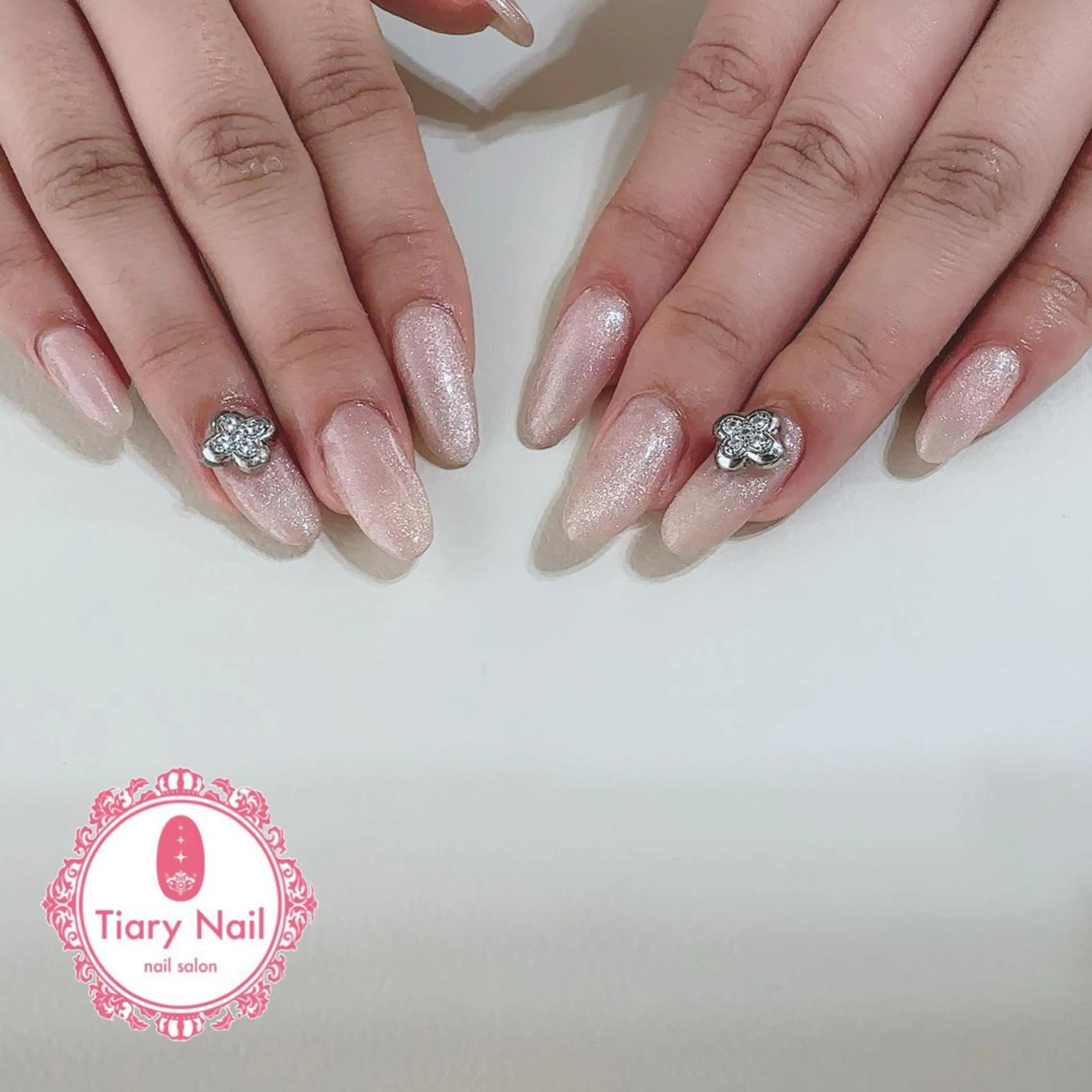 ネイル tiarynail K K🐼のネイルデザイン