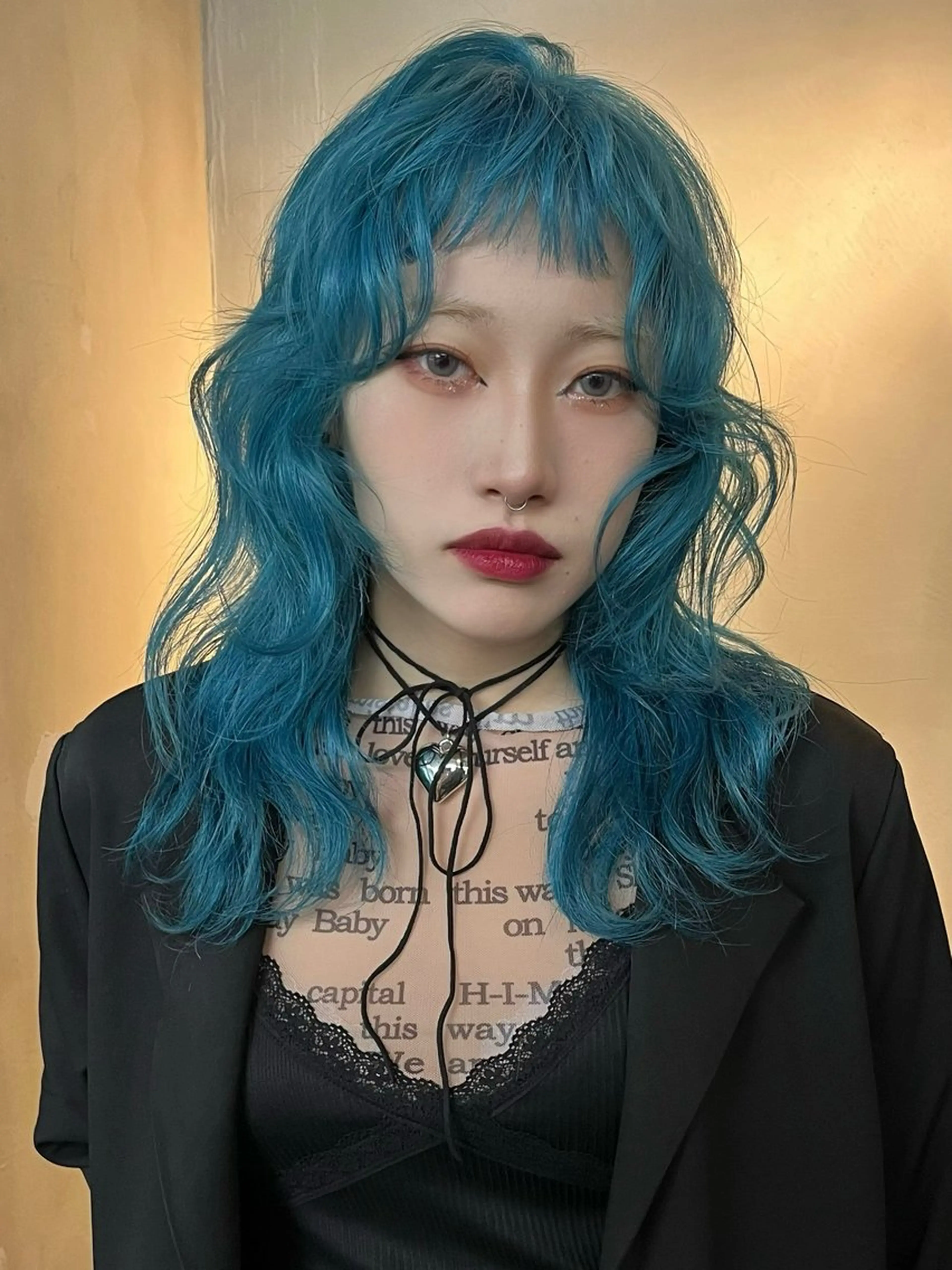 セミロング カラー ヘアカラー レイヤー/ハイトーン 🧬ituku🧬のヘアスタイル