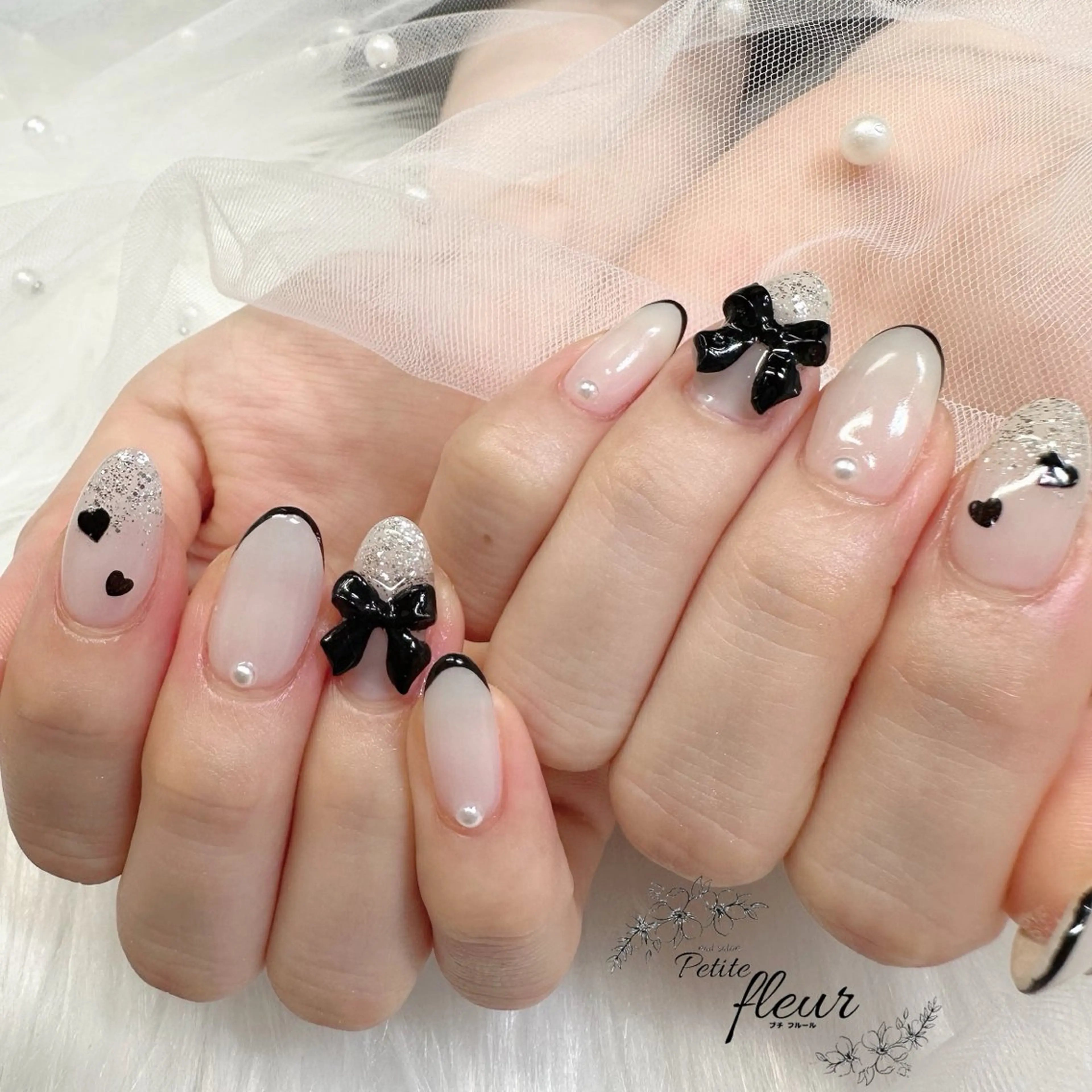 ネイル キラキラネイル ❁⃘*。Petite fleur❁⃘*りさのネイルデザイン