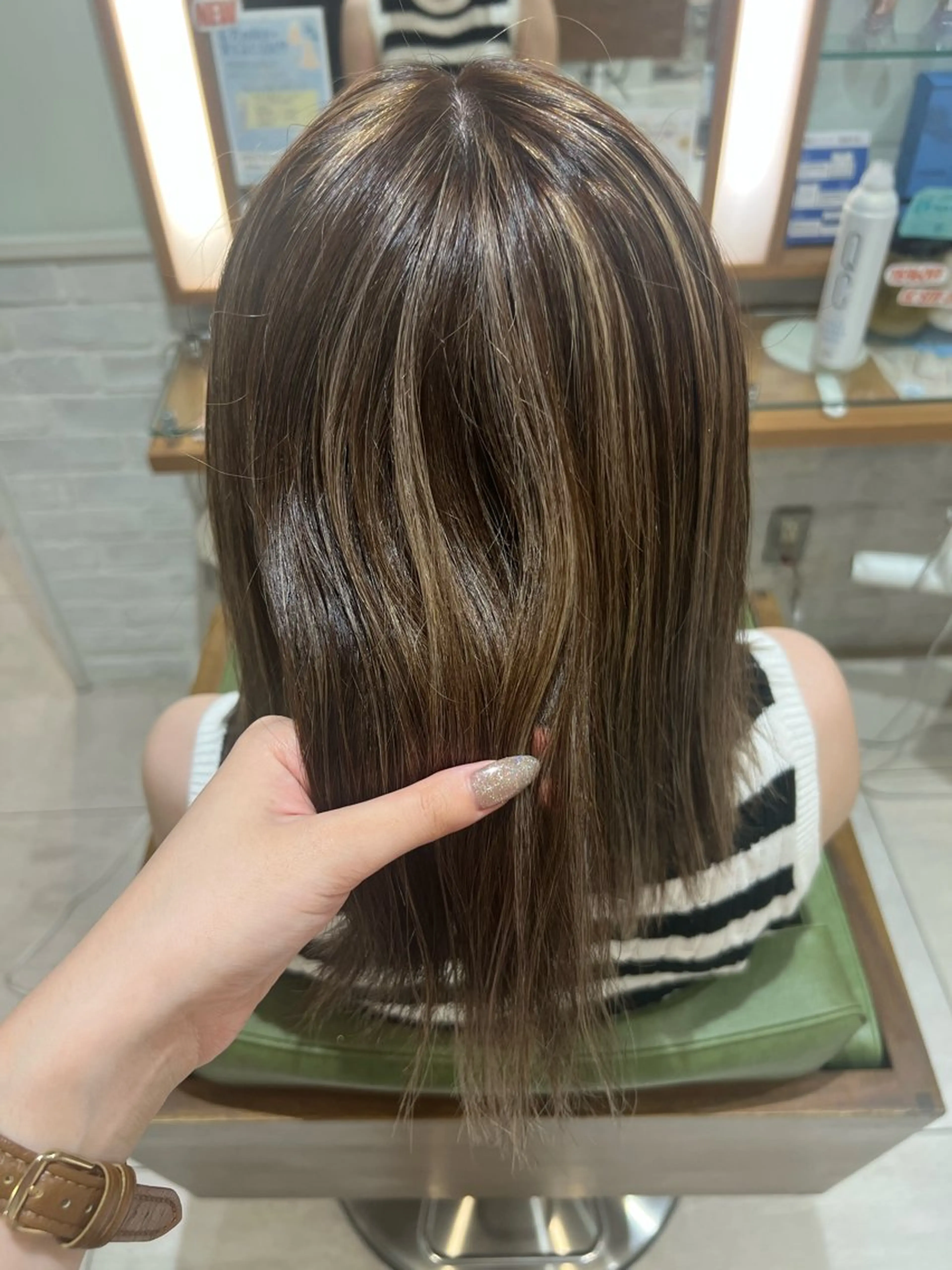 🎀ご新規様限定🎀レディースカット💇♀️+ハイライトカラー✨の写真