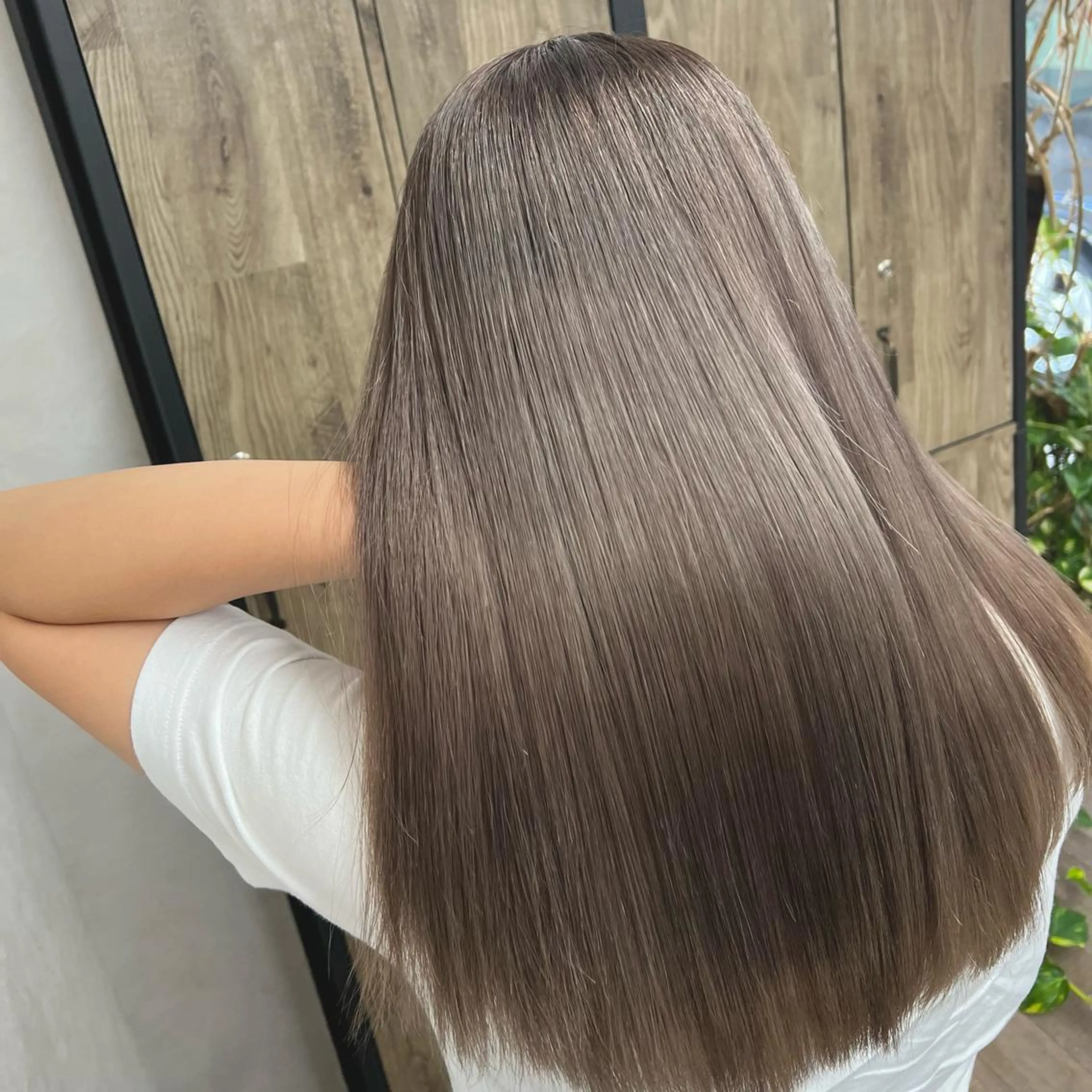 カラー バレイヤージュ ブリーチ ケアブリーチ ダブルカラー イヤリングカラー 🌷かわばた めい🌷のヘアスタイル