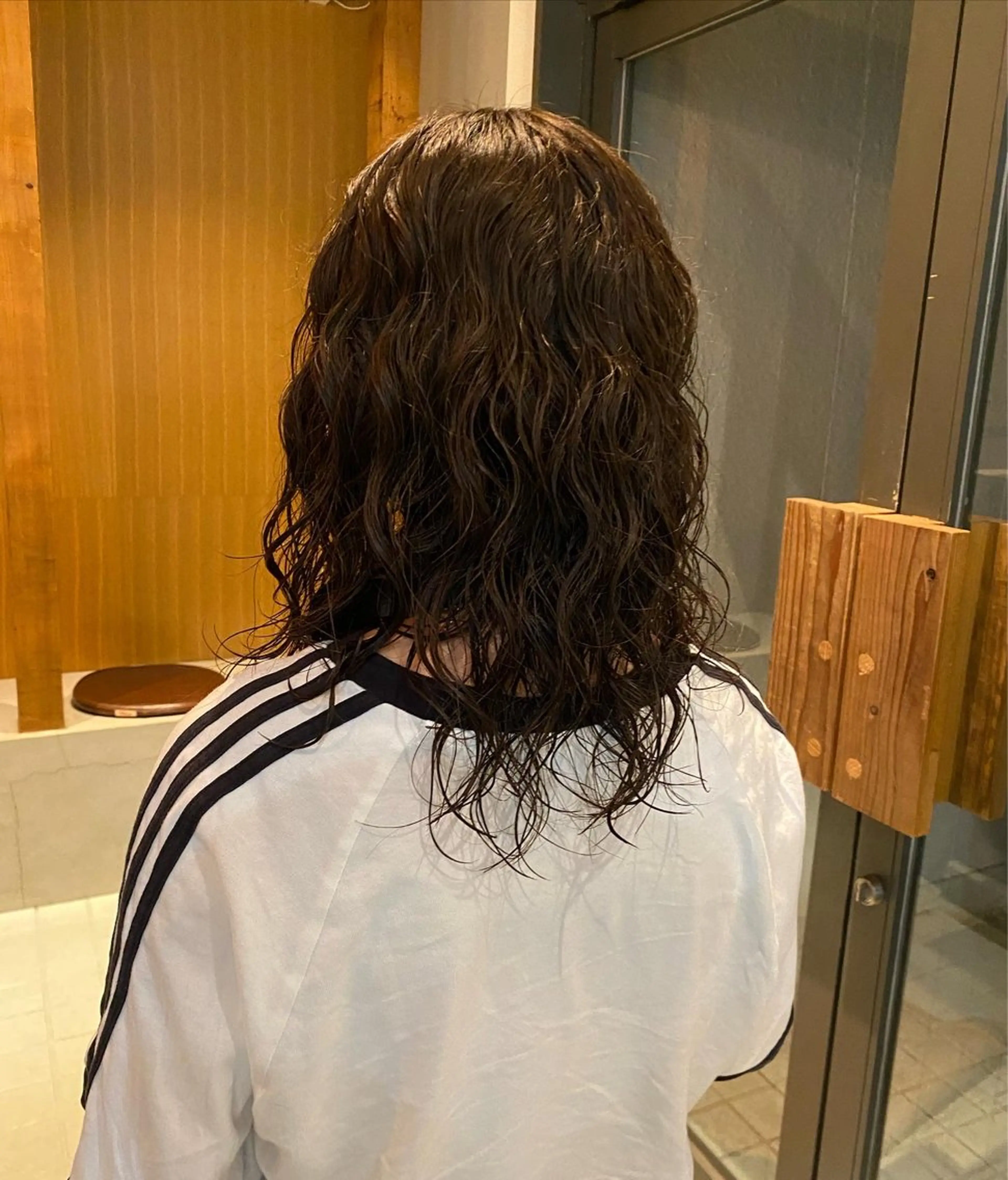 セミロング パーマ ムナカタ アカリのヘアスタイル