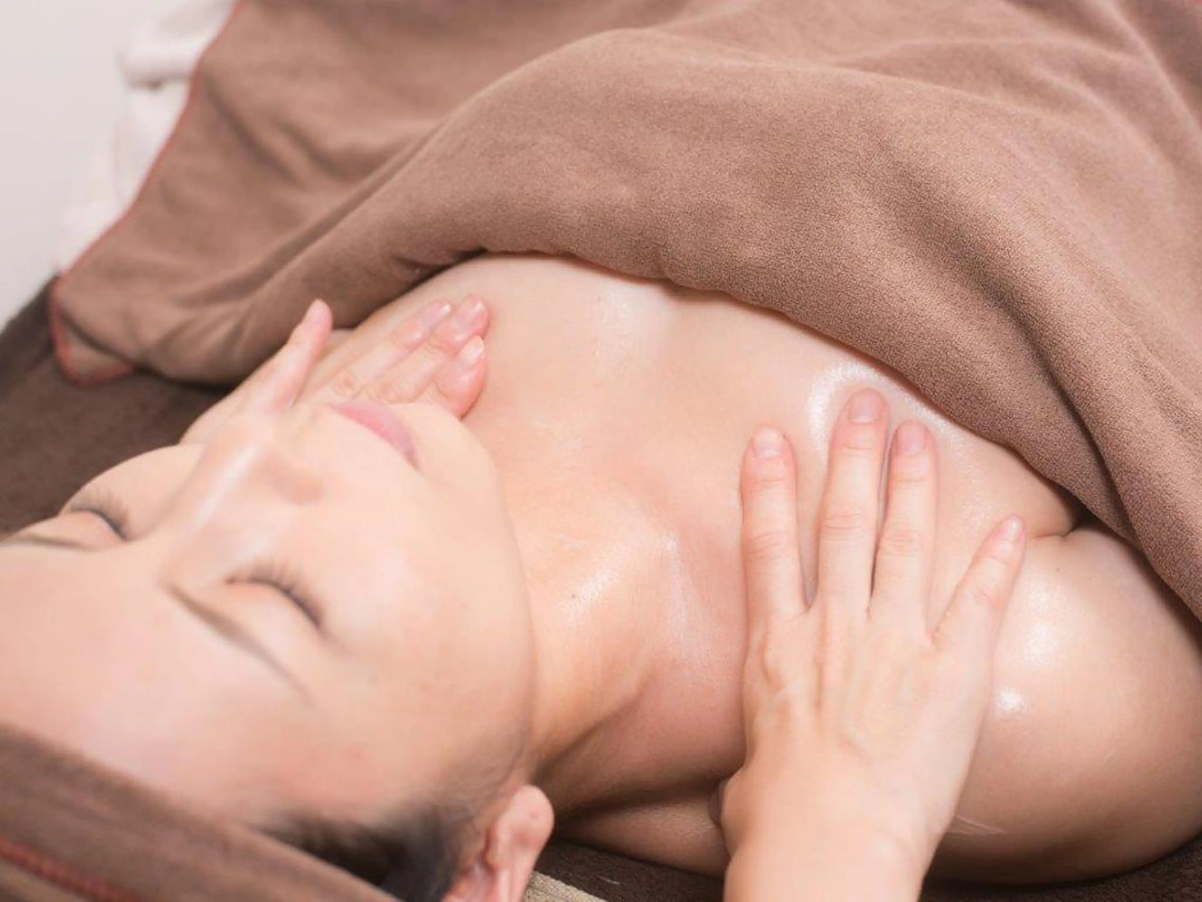 【限定！！】フェイシャル＋ヘッドマッサージ　100分　13600円→9500円の写真