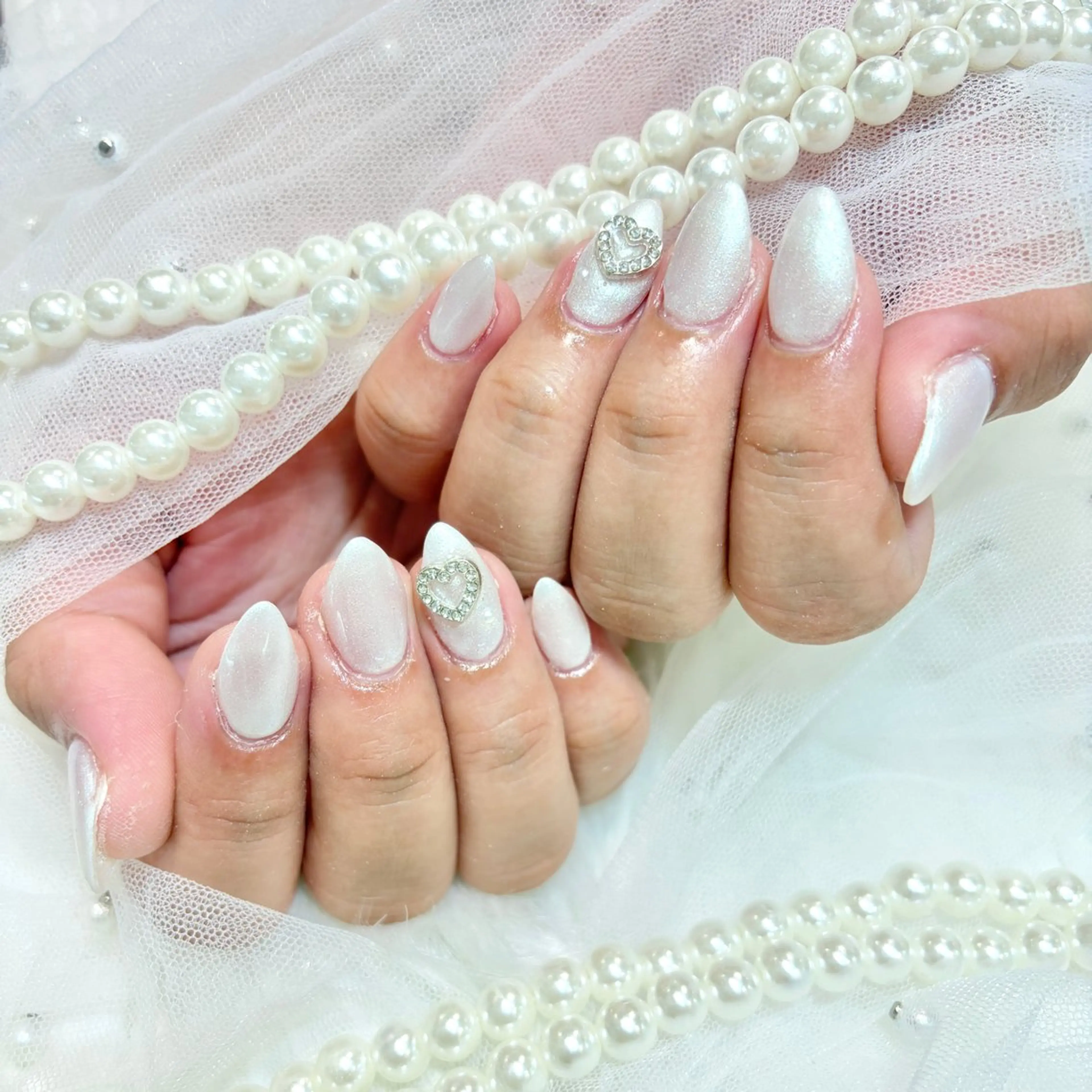 ネイル ハンドネイル WISTERIA ainaのネイルデザイン