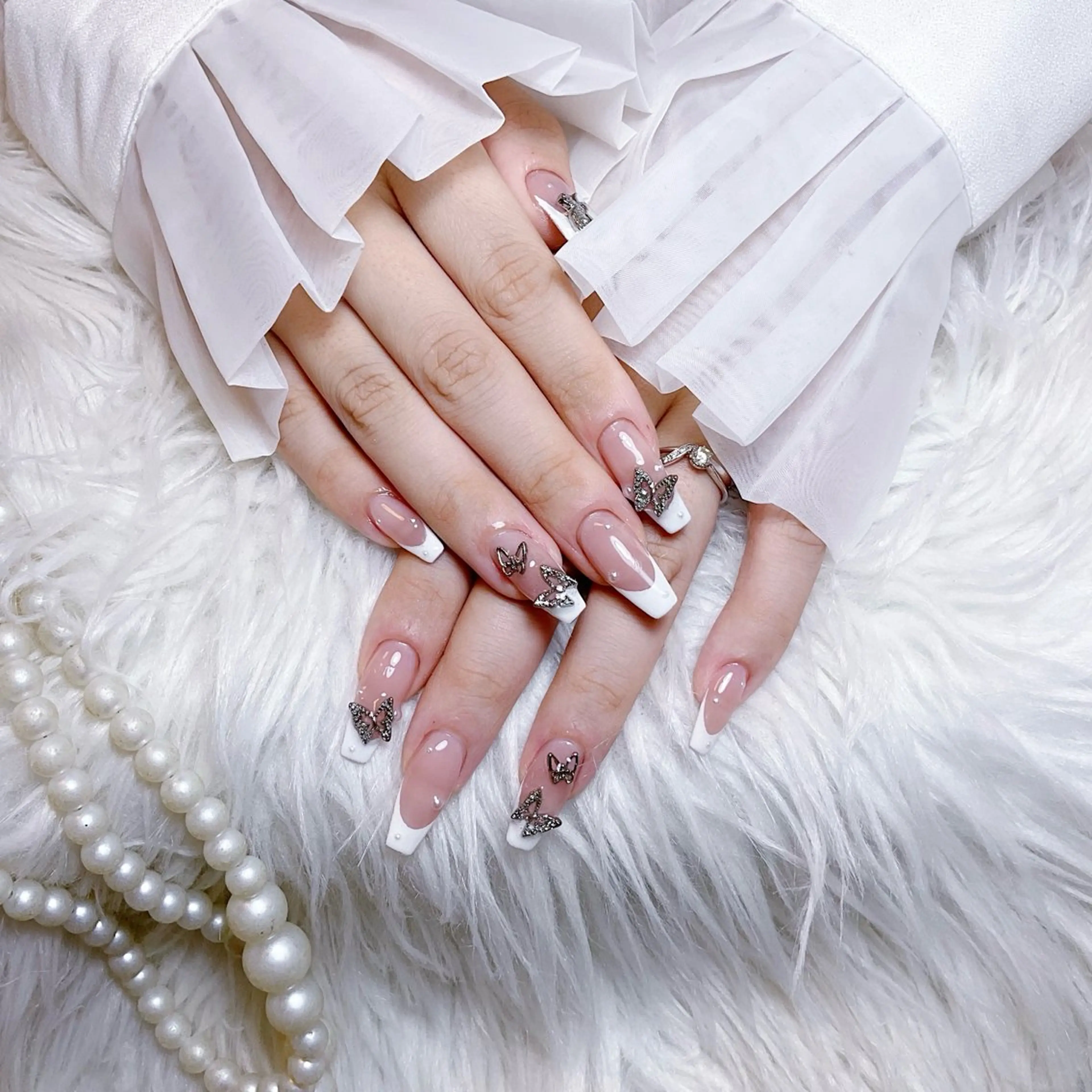 ネイル ハンドネイル 🍭Yun nail hyejin🌸のネイルデザイン