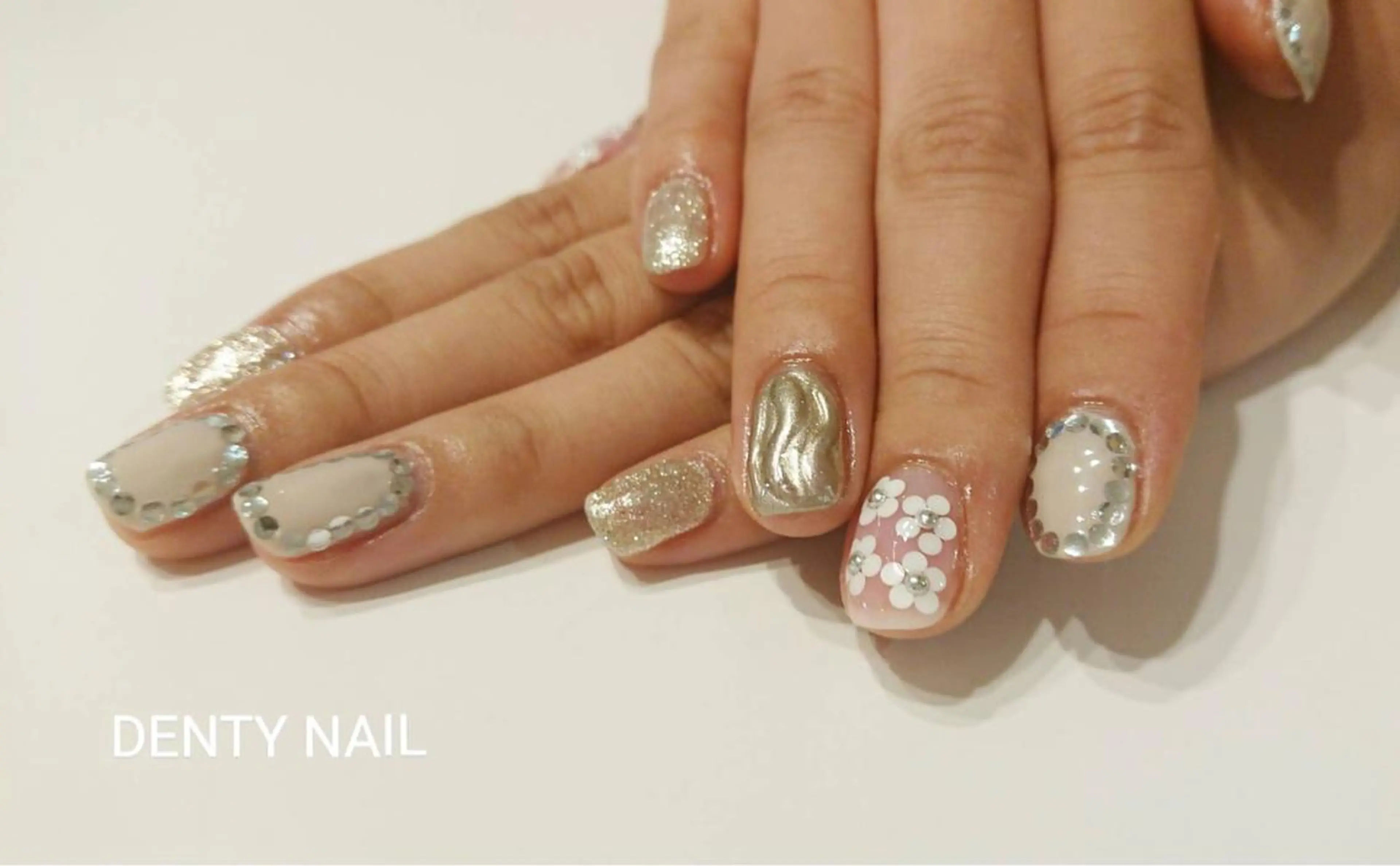 ネイル DENTY NAIL -ArtRoom-のネイルデザイン