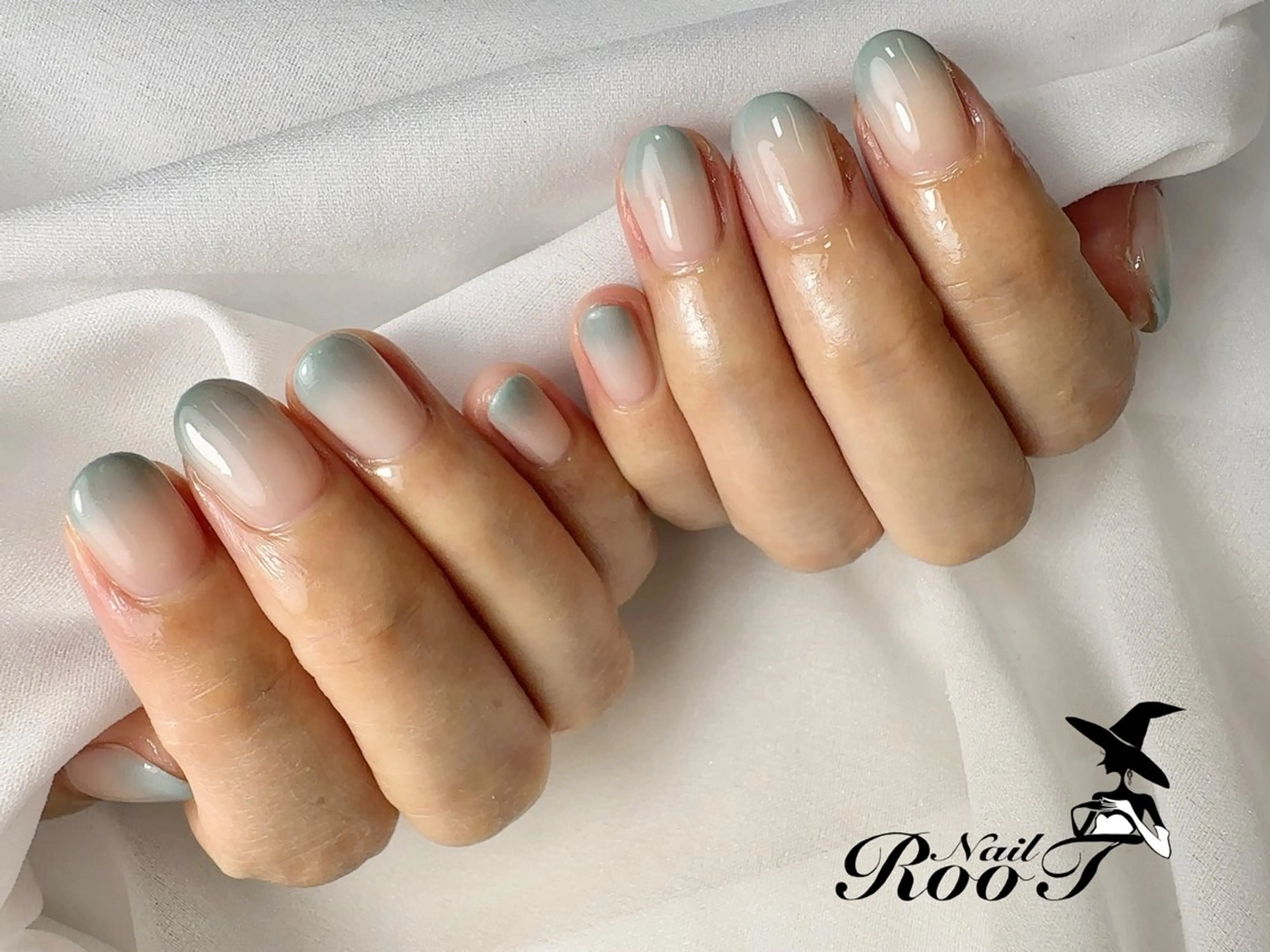 ネイル グラデーション ハンドネイル RooT Nailのネイルデザイン