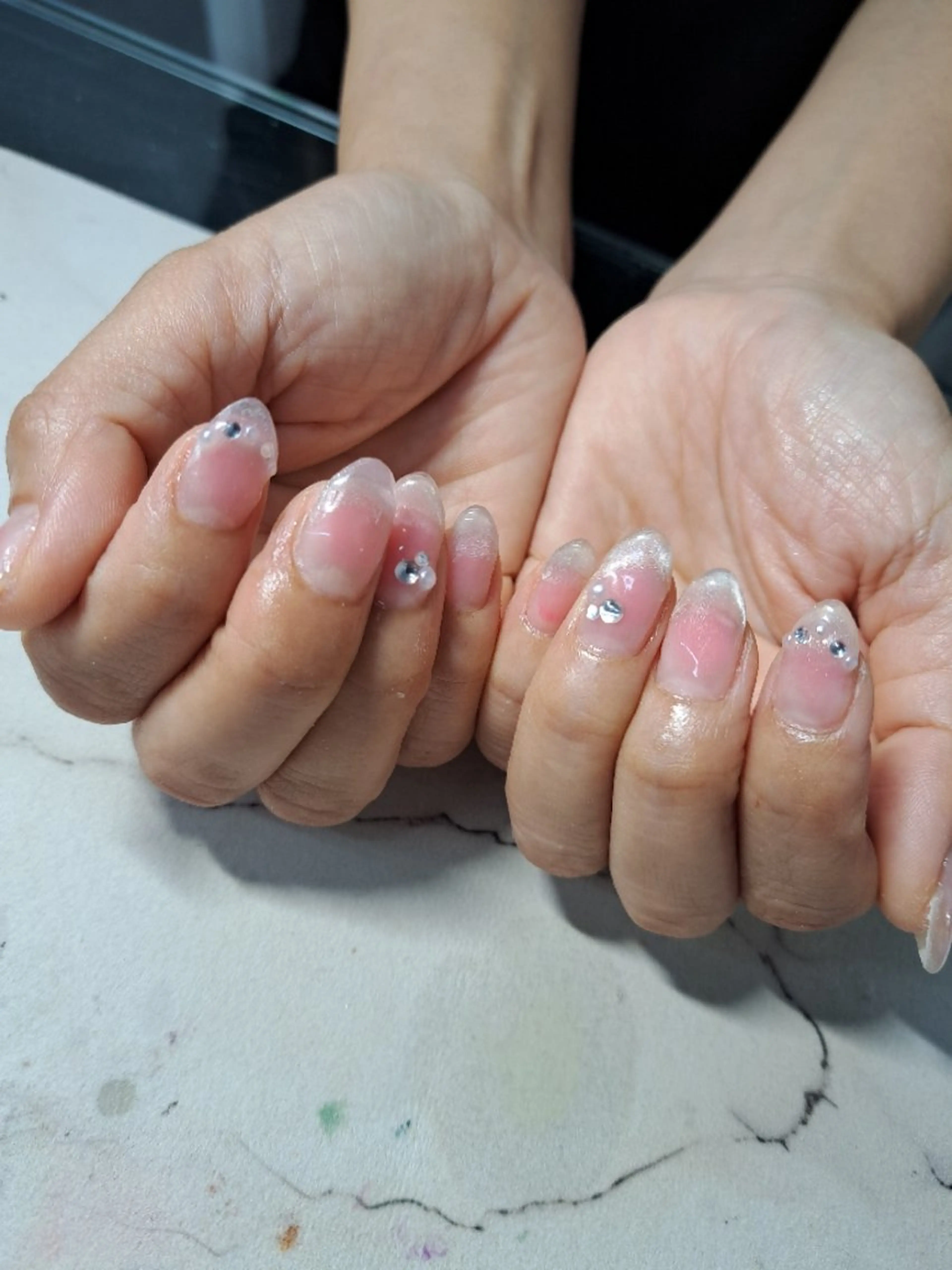 ネイル チークネイル jewelry & nailecxia のネイルデザイン