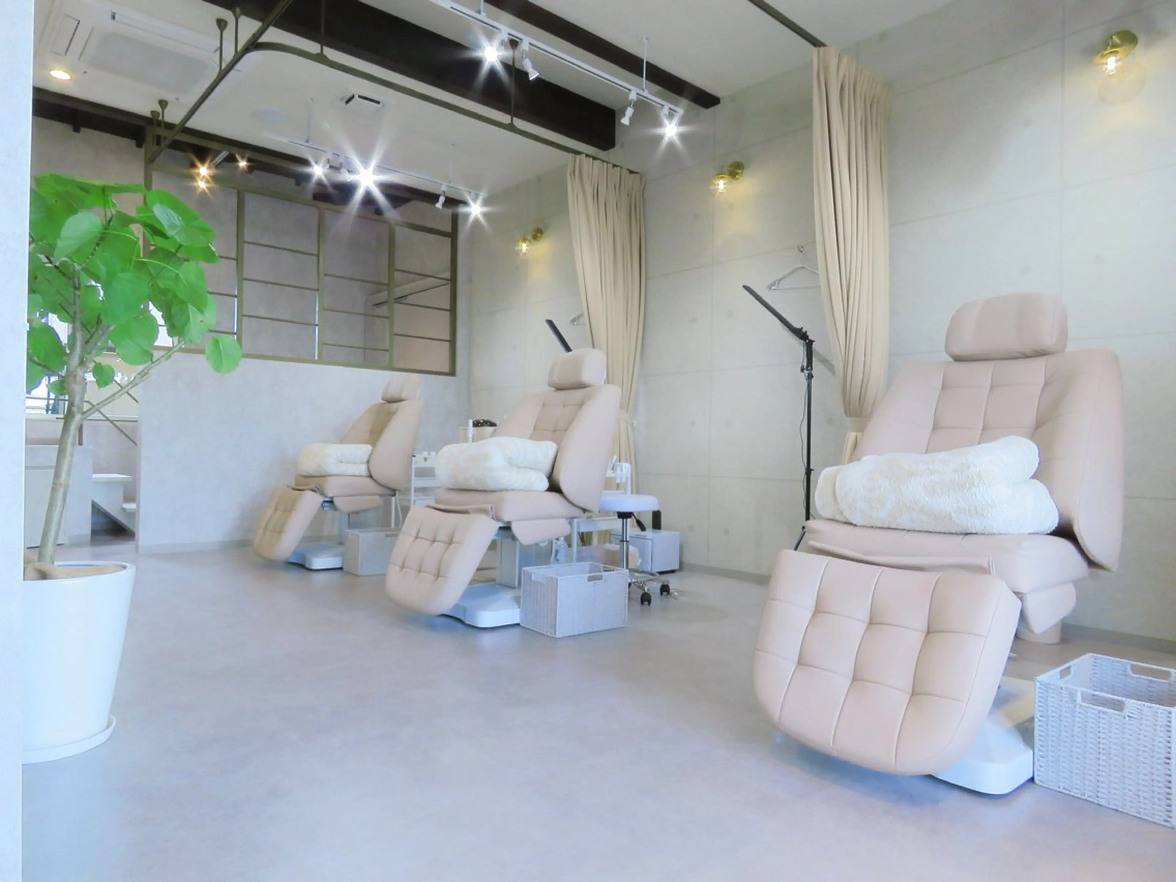 アイブロウ como sideのマツエク・マツパデザイン