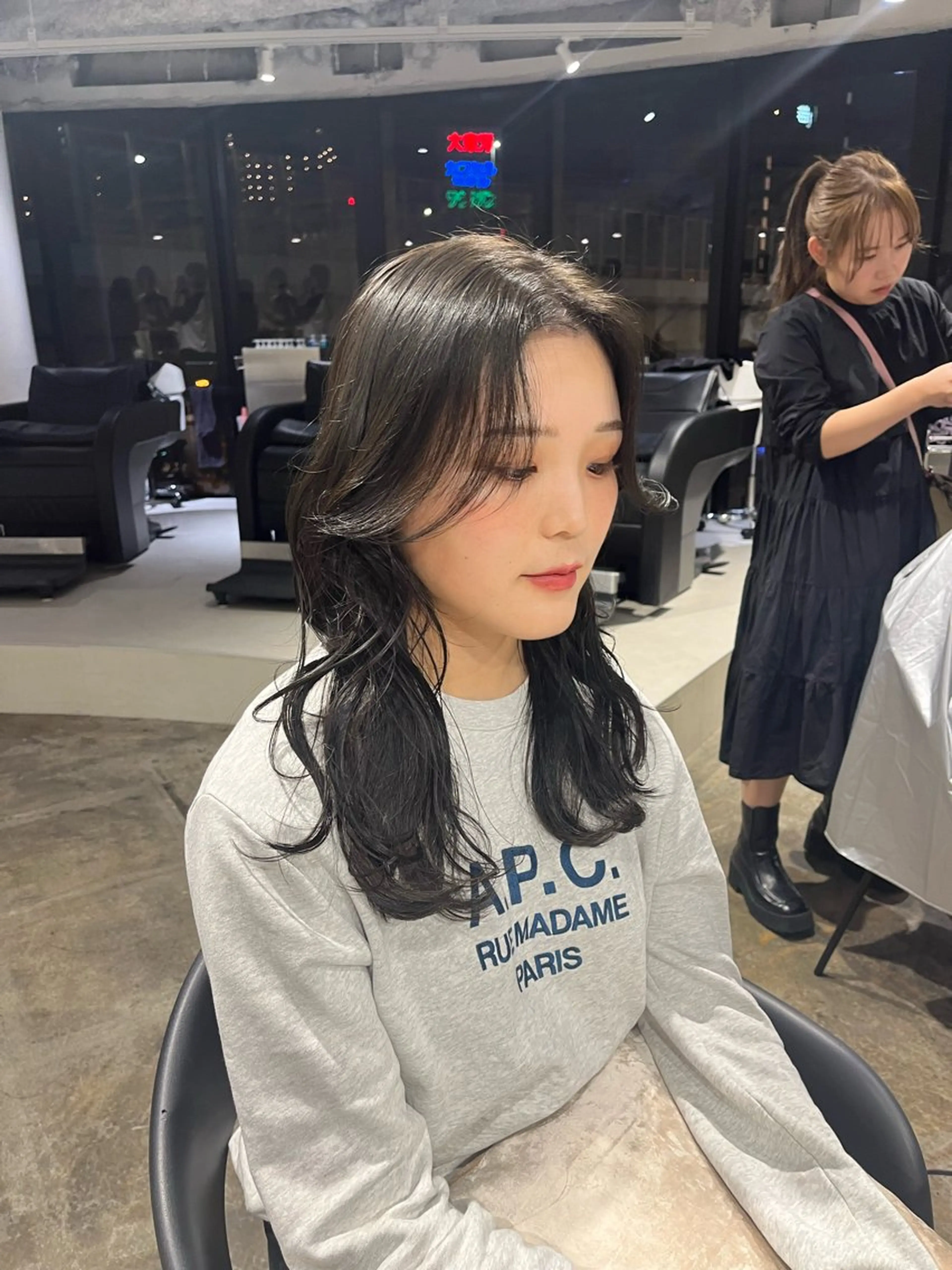 セミロング 🟡ひろの/ツヤ カラー/髪質改善🟡のヘアスタイル